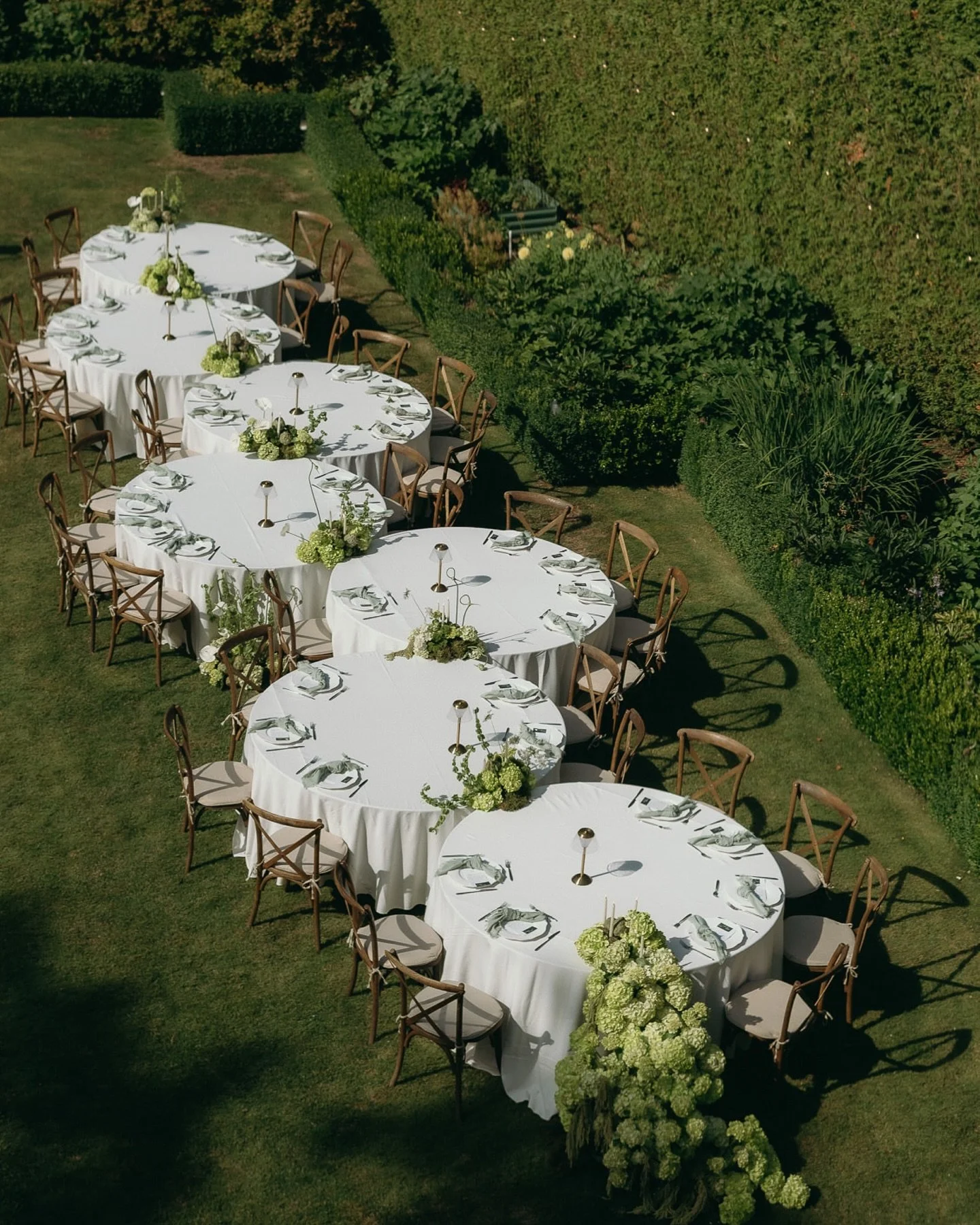 This season since I&rsquo;ve taking on fewer weddings, I&rsquo;ve had the joy of photographing different kind of celebrations, like milestone birthdays. ✨

I love how these events feel like mini wedding receptions&mdash;beautifully designed, cocktail