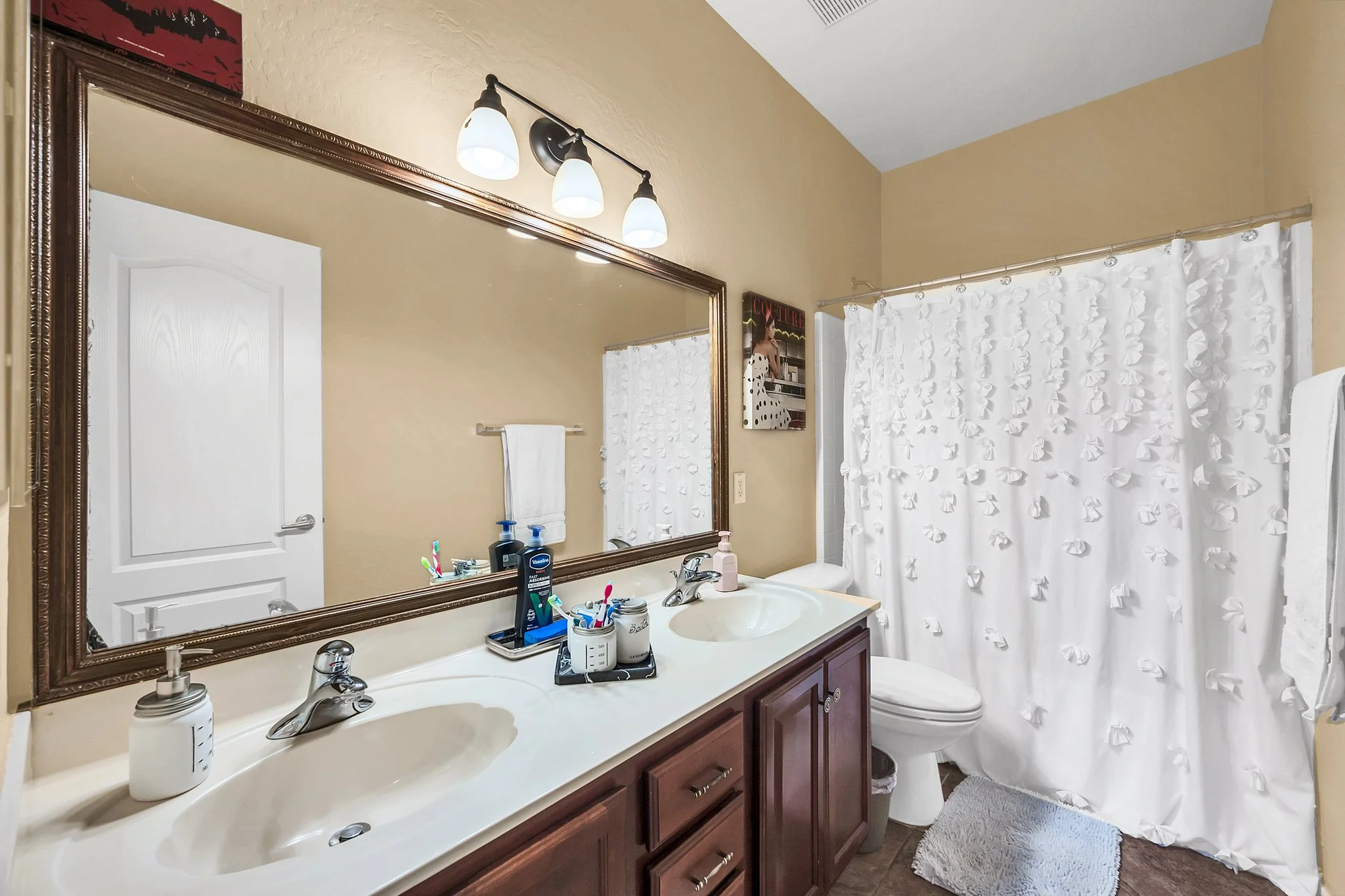 23077 S 214th St-21.jpg
