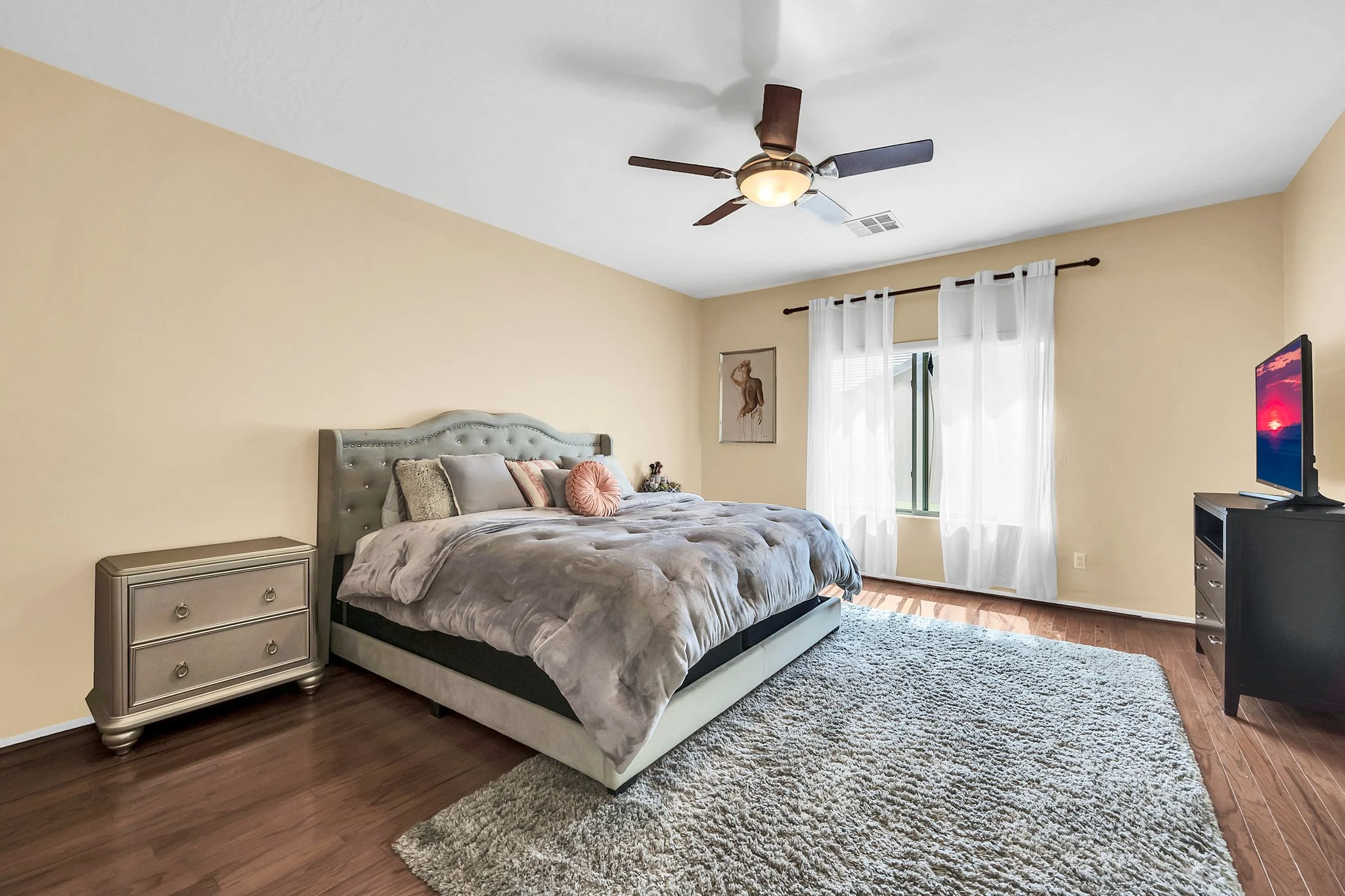 23077 S 214th St-20.jpg