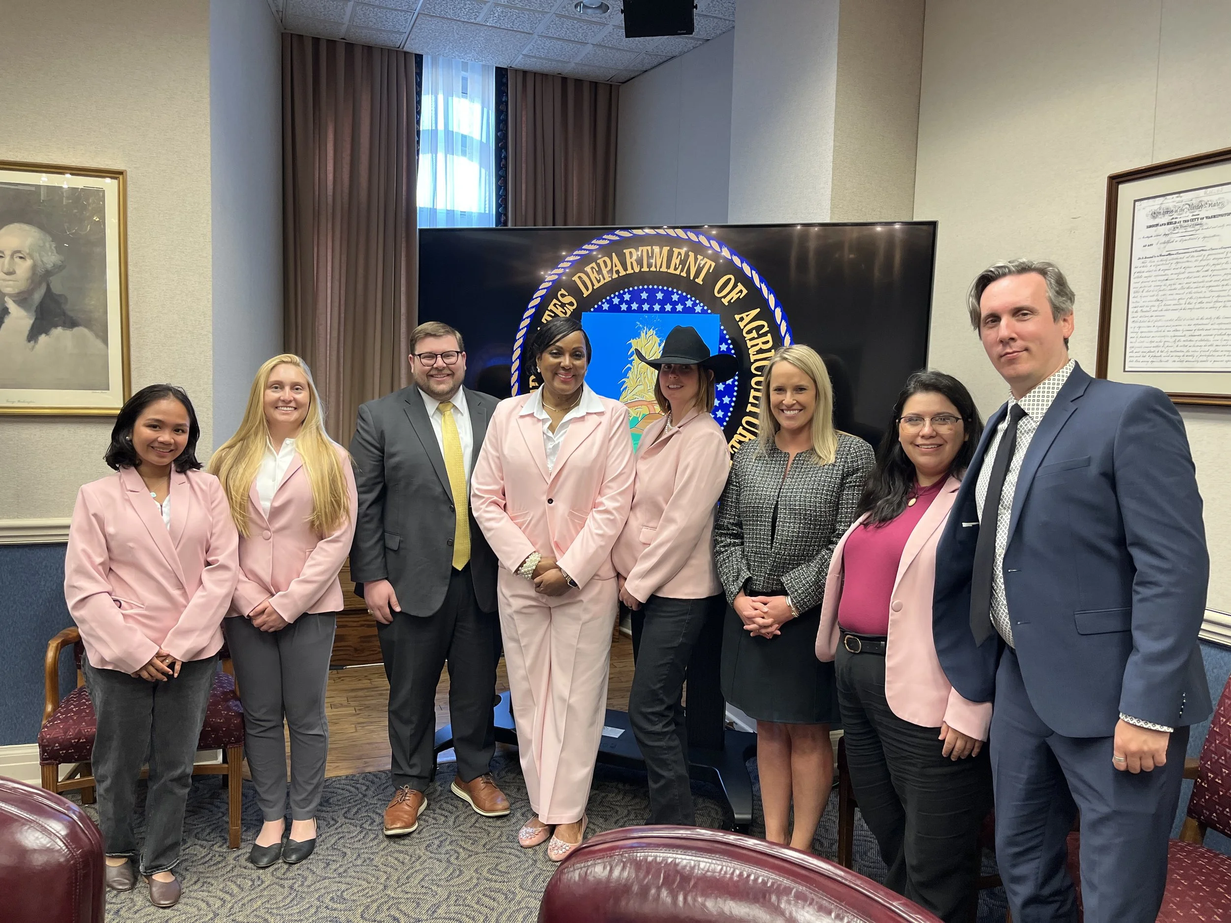 NWIAA Leadership meets with USDA leaders in a roundtable discussion.