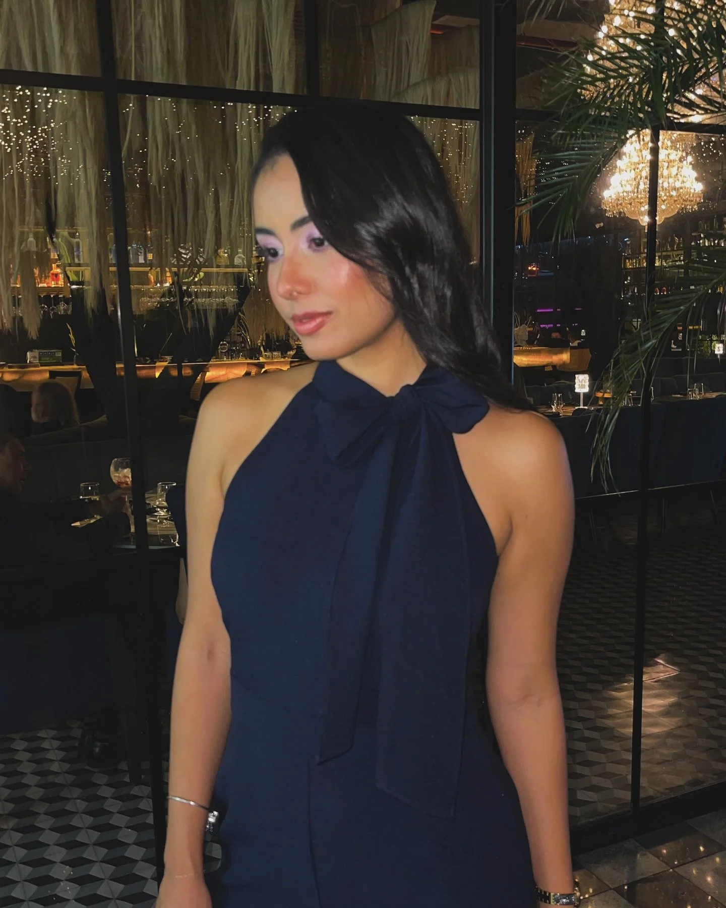 Mi look para una noche con @theofficialpandora conociendo a la @missuniverse @sheynnispalacios_of 

Hair &amp; Makeup @proudbeauty507 @nicola.mmua @yirsonjrondonm @alx.sanz.style 🫶🏼

#ootn #look #missuniverse #pandora #hair #makeup