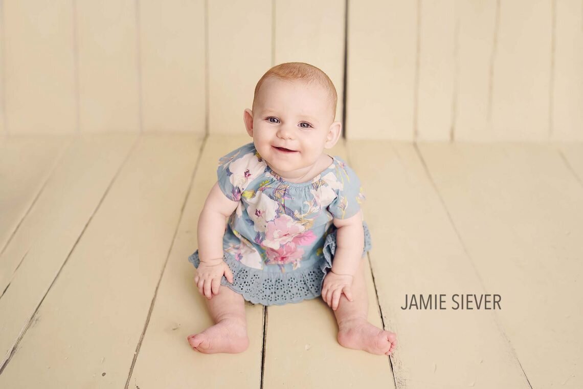 Philadelphia Six Month Photographer | Happiest Baby on the Block!