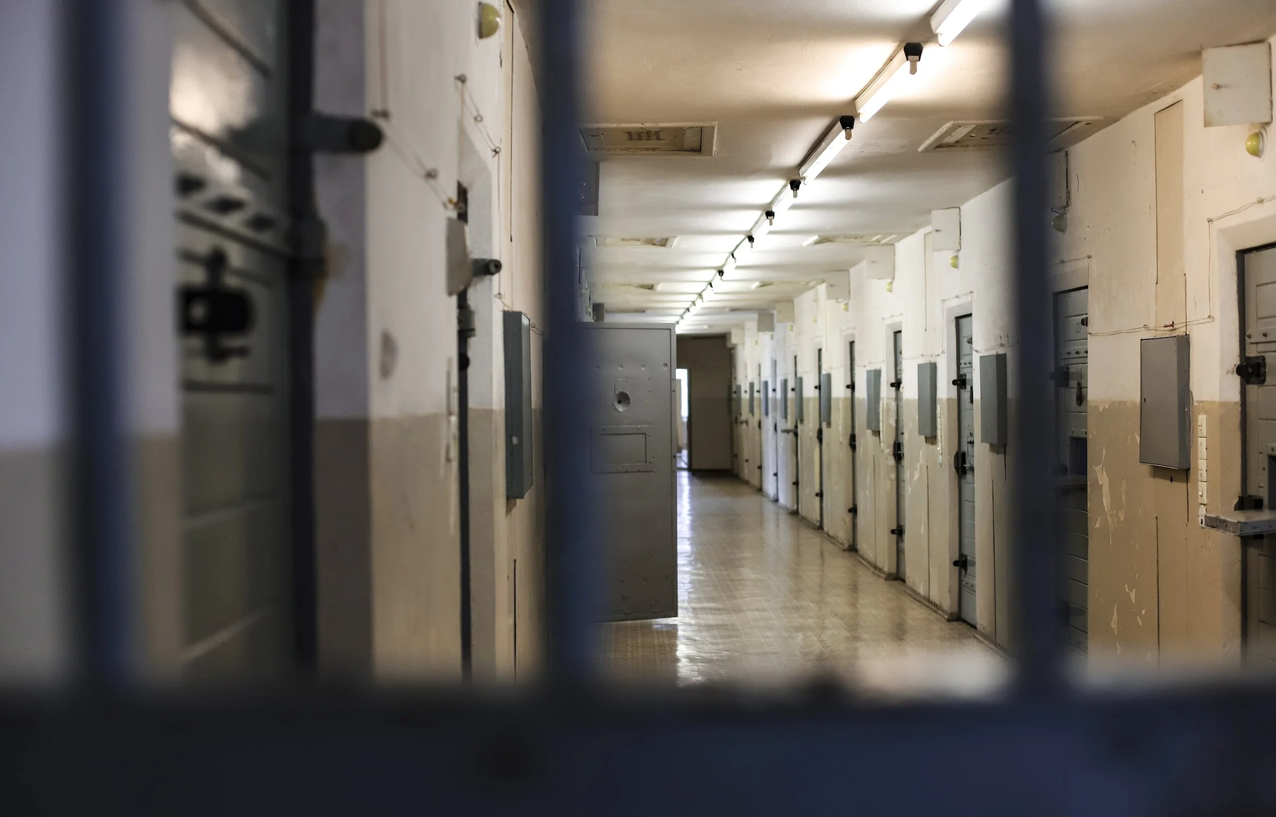 The Stanford Prison Experiment and the Lucifer Effect- a perspective from the legal system of the US.