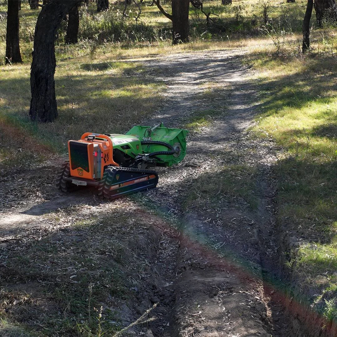 The use of the side shift for the flail (similar to forklift tines), allows you to cut the vegetation next to a rut without the risk of a track dropping into the rut. 

Book your FREE demonstration today &gt; www.greenclimber.com.au/book-a-demo

#gre