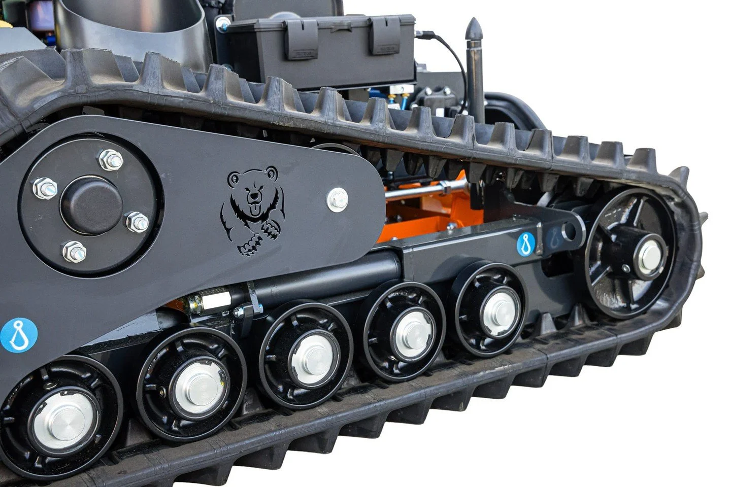 New to Australia, the Green Climber F23 is engineered with high-profile tracks and a large ground contact surface to deliver exceptional traction and stability on steep and uneven terrain.

Designed to tackle slopes up to 60&deg; in all directions, t