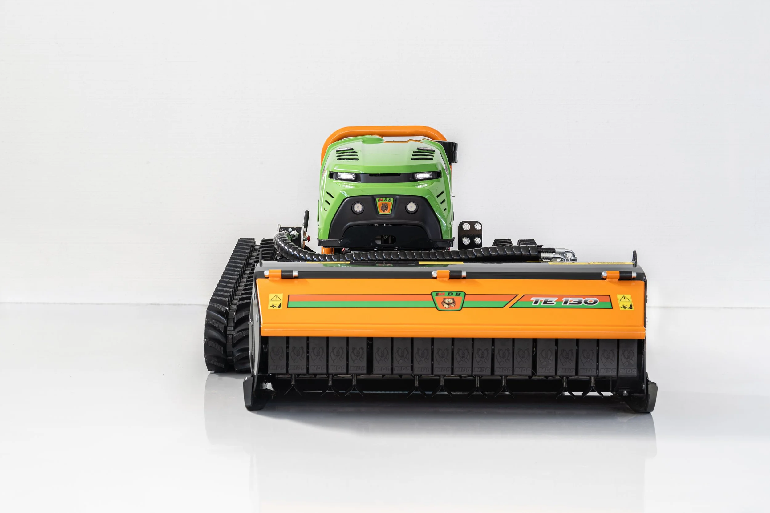 MDB, LV 400X-posa_6.jpg