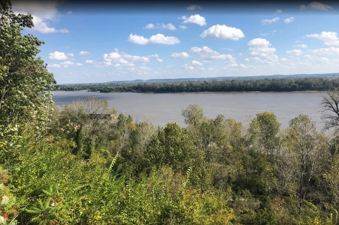 Cliff Cave River Bluff Trail