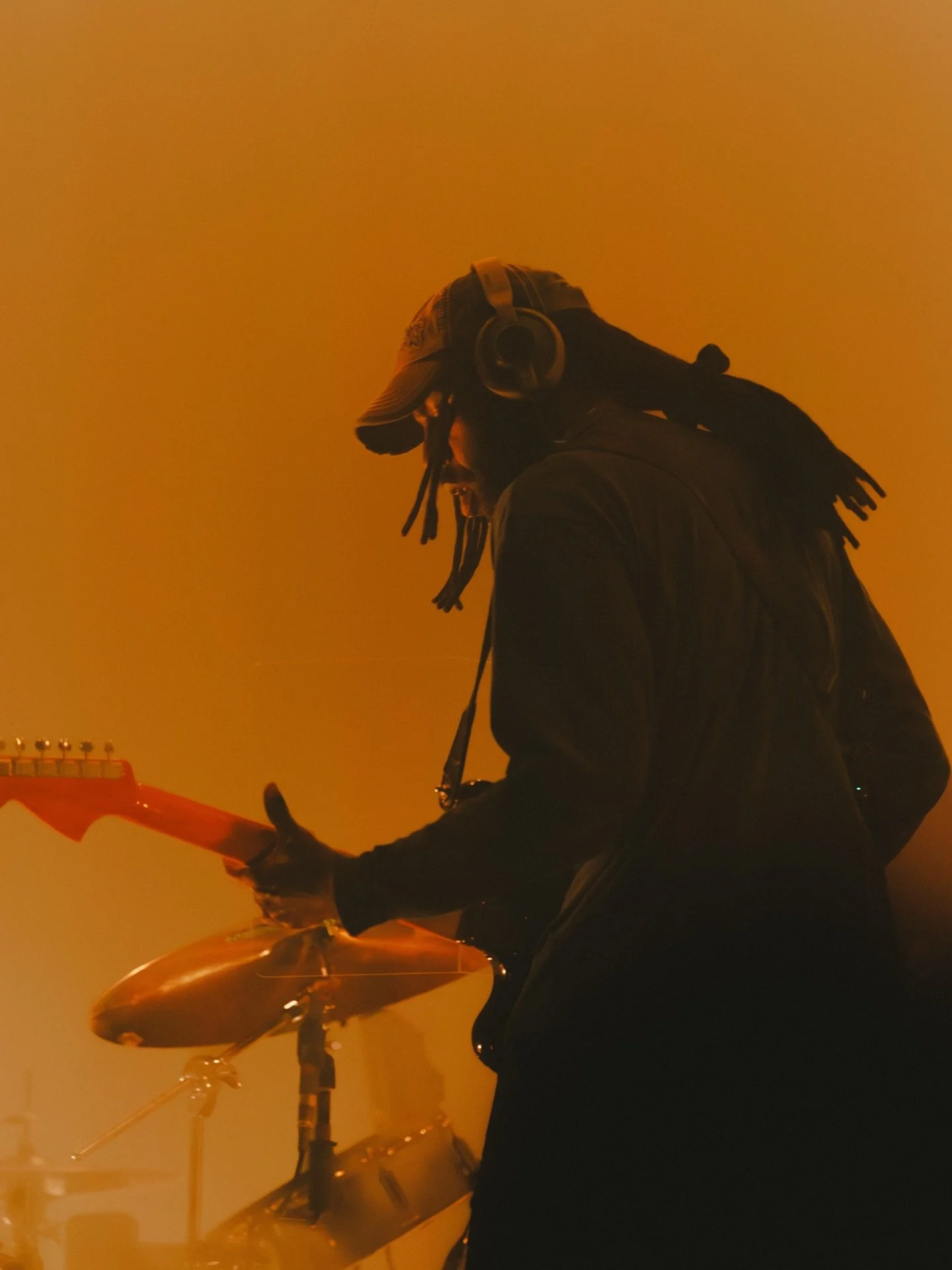 we are still thinking about this @devhynes set in new york last month 🤩 check out the full gallery on our site now! 

photos by @crystall8ksat