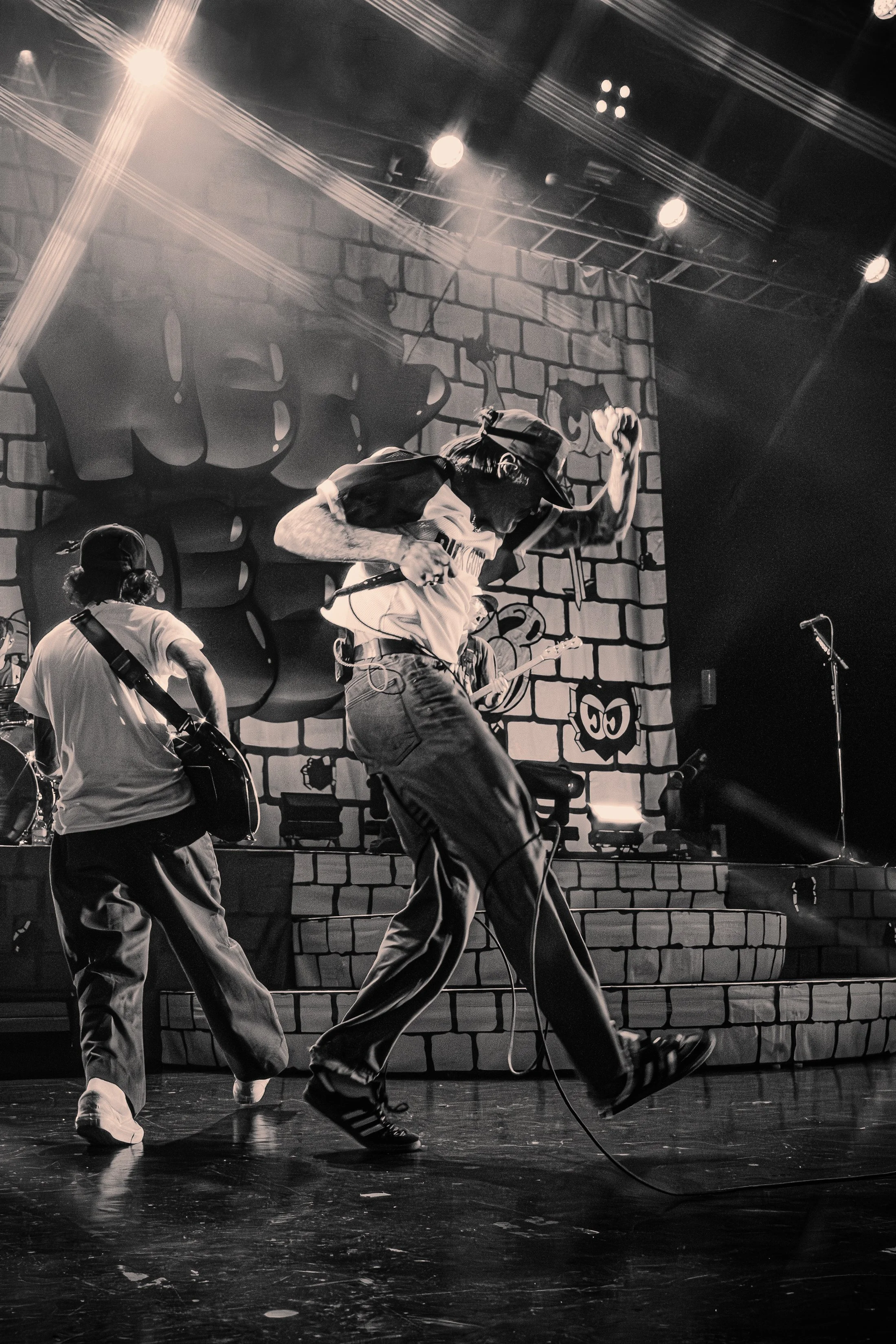 NECK DEEP by © EEMYAJ VISUALS 2024-61.jpg