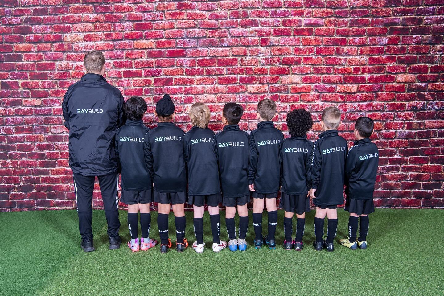 🌟 Baybuild is proud to sponsor the Oran Park Rovers. 🎉⚽ We're thrilled to support these talented young athletes as they embark on their journey in the beautiful game. 💪👊 @oranparkroversfc #Baybuild #OranParkRovers #YouthSoccer