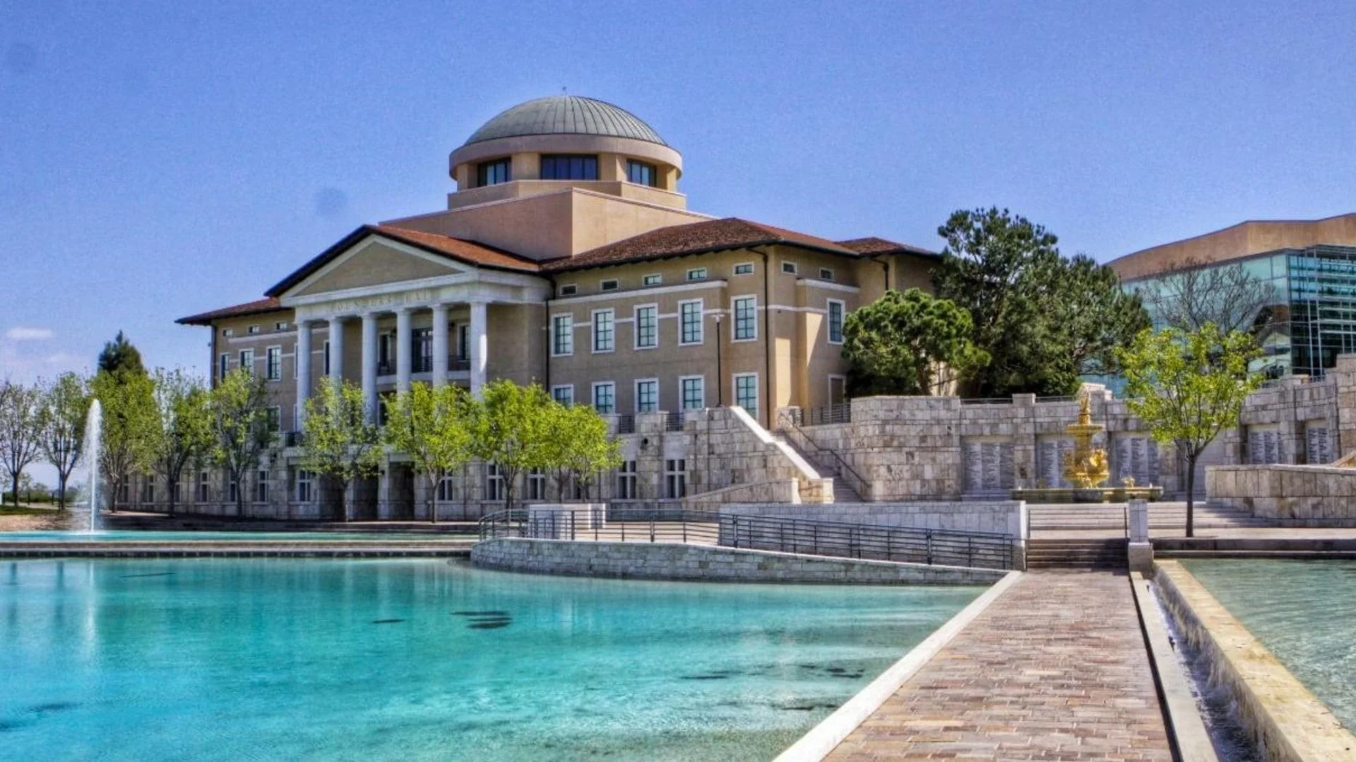 Soka University of America