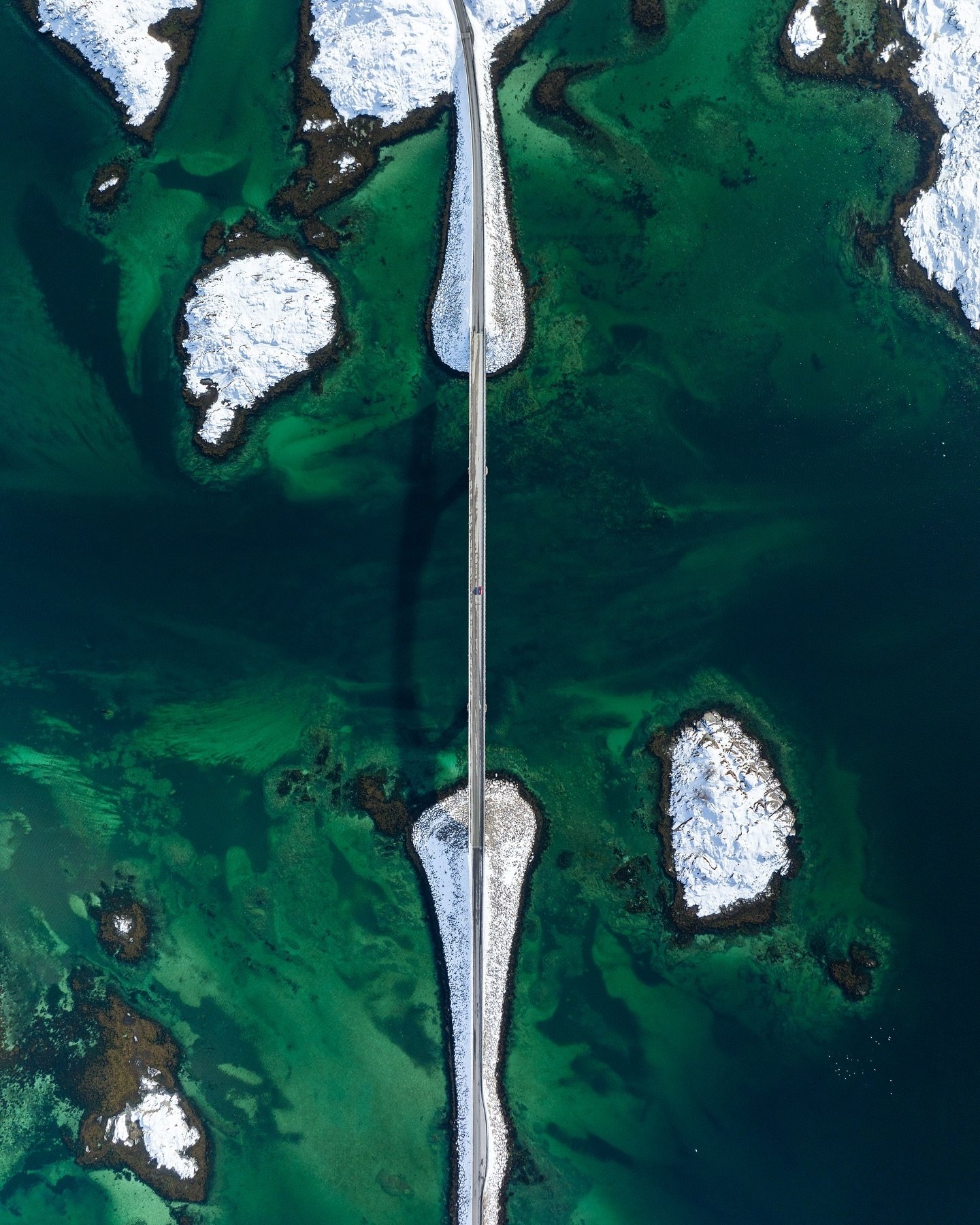 Bridging the gap.

Lofoten is full of pretty bridges all around but this one has to be the prettiest of them all. Beautiful colours of the water, paired with the snowy all-white landscape.

Shot on the @djiglobal Mavic 3 + @polarpro Vivid Collection 