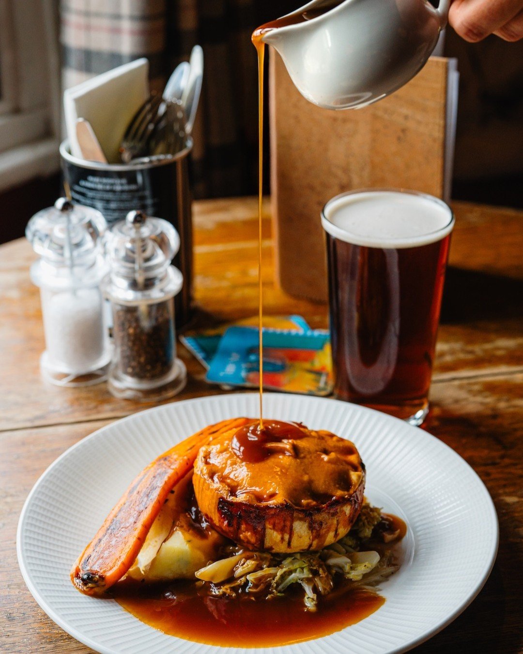 Pie and a pint for &pound;20!

It's British Pie Week next week and to celebrate, from 2-6th March and we'll be offering a pie - with all the trimmings- and a pint (or other house drink) for &pound;20.

#pieweek #cambridge #cambscuisine