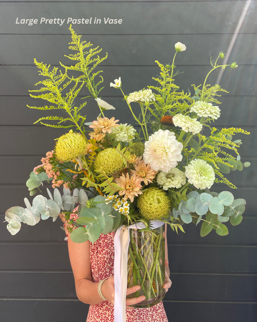Large Pretty Pastel in Vase.png