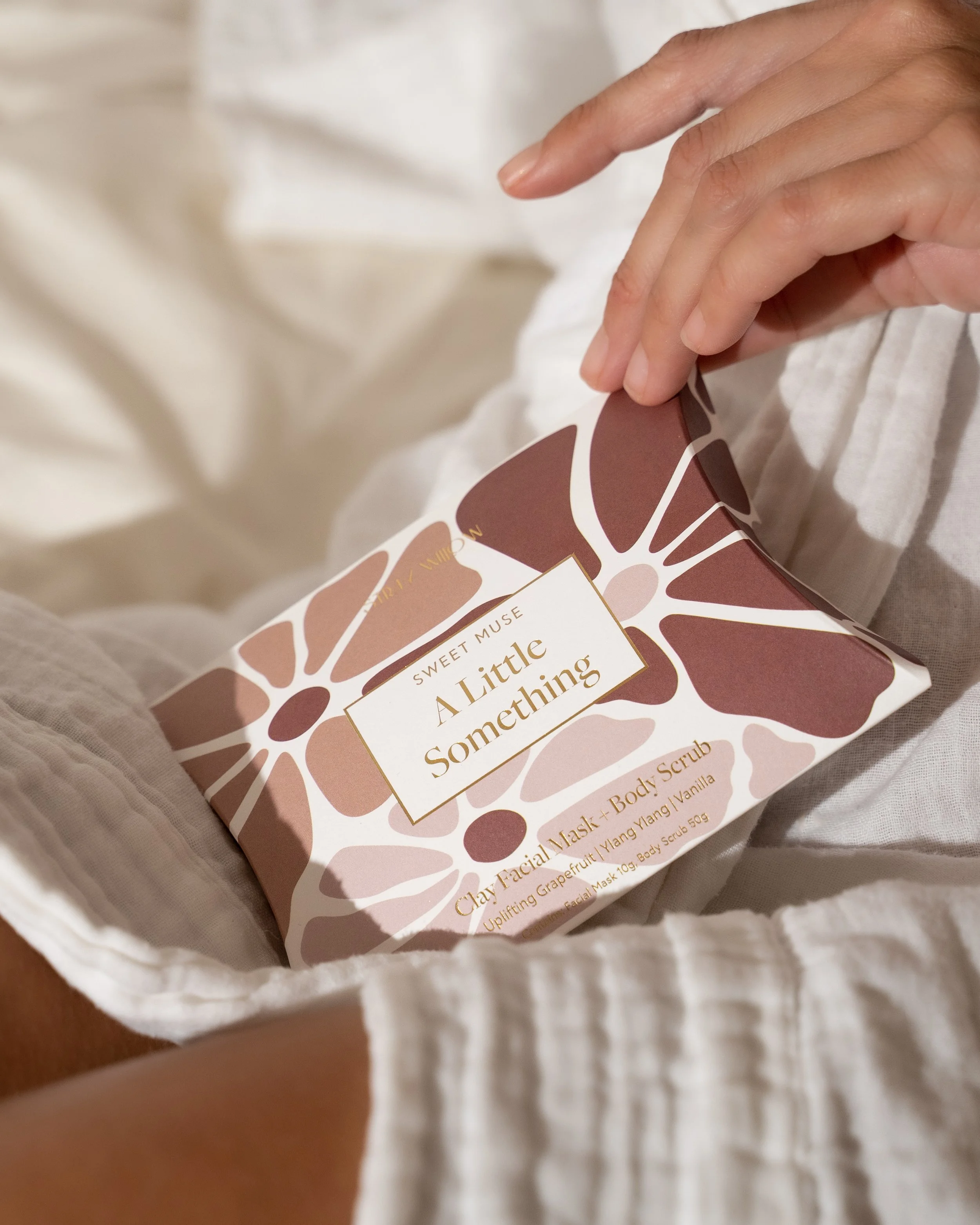 Clay Face Mask + Body Scrub (Sweet Muse)