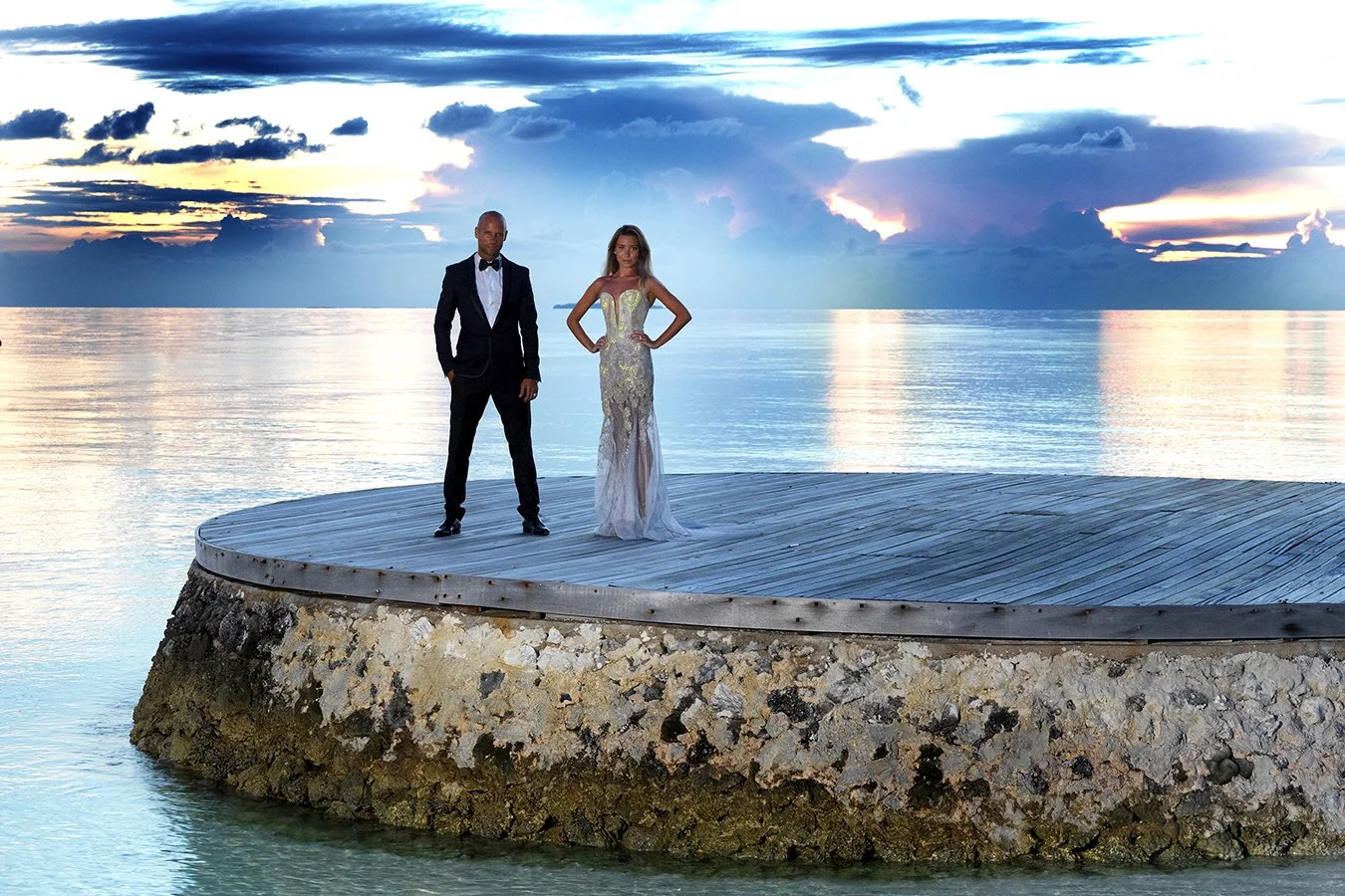 FrontcoverPhotographyWeddings_002.jpg