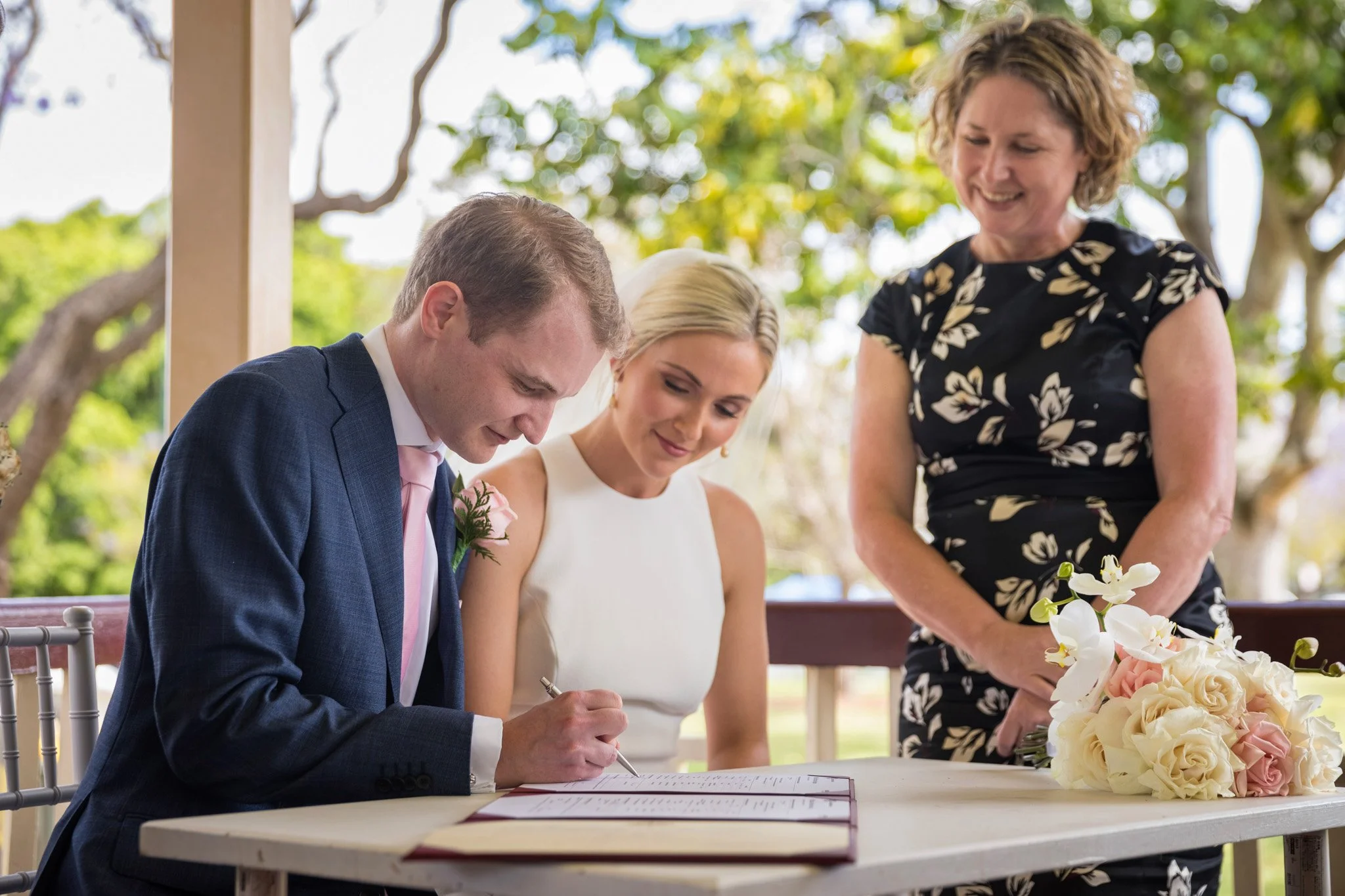 Trudy the Celebrant signing_Sunburst Studio.jpg
