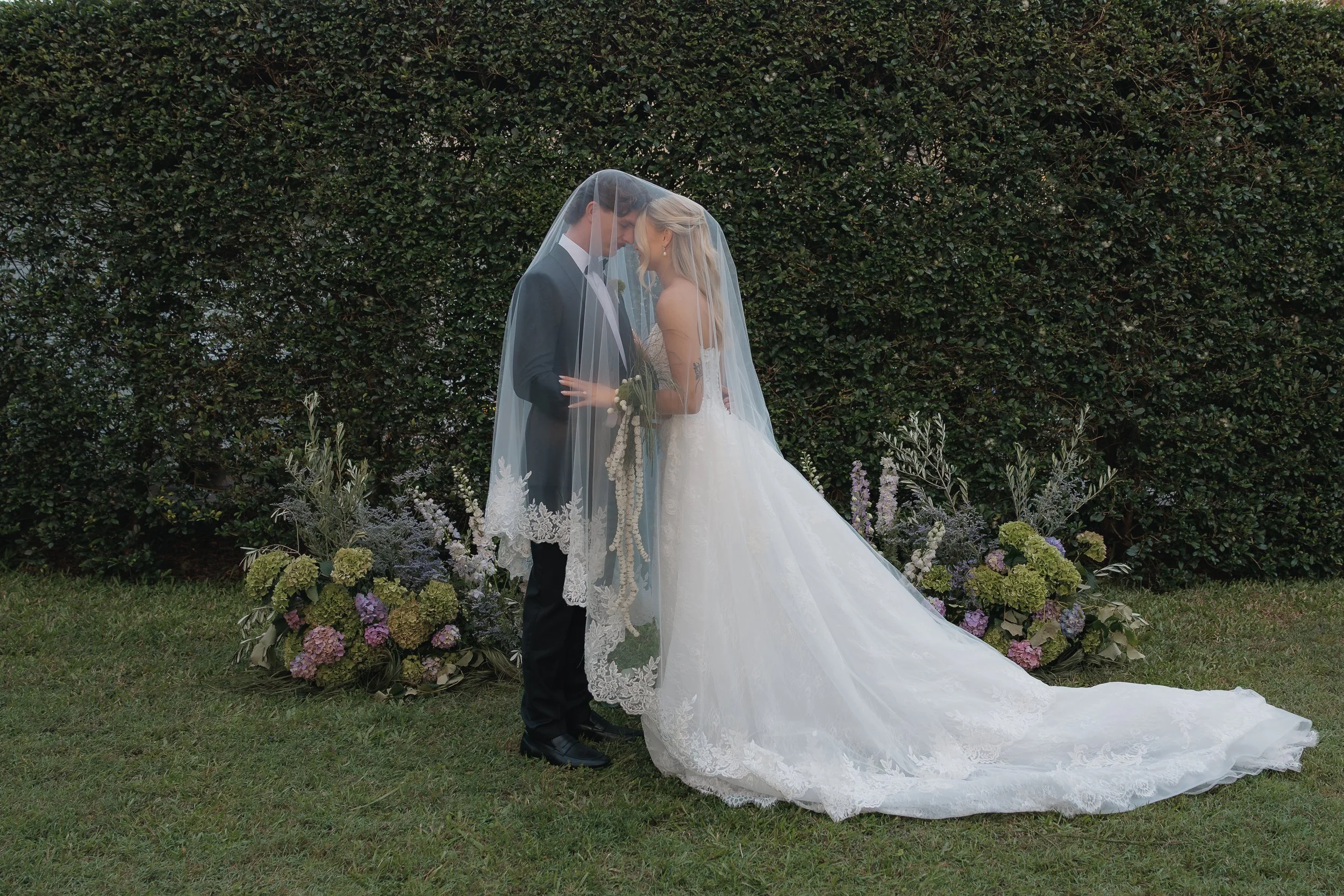 maisonlioraweddings_thesingingheartestate-2483.jpg