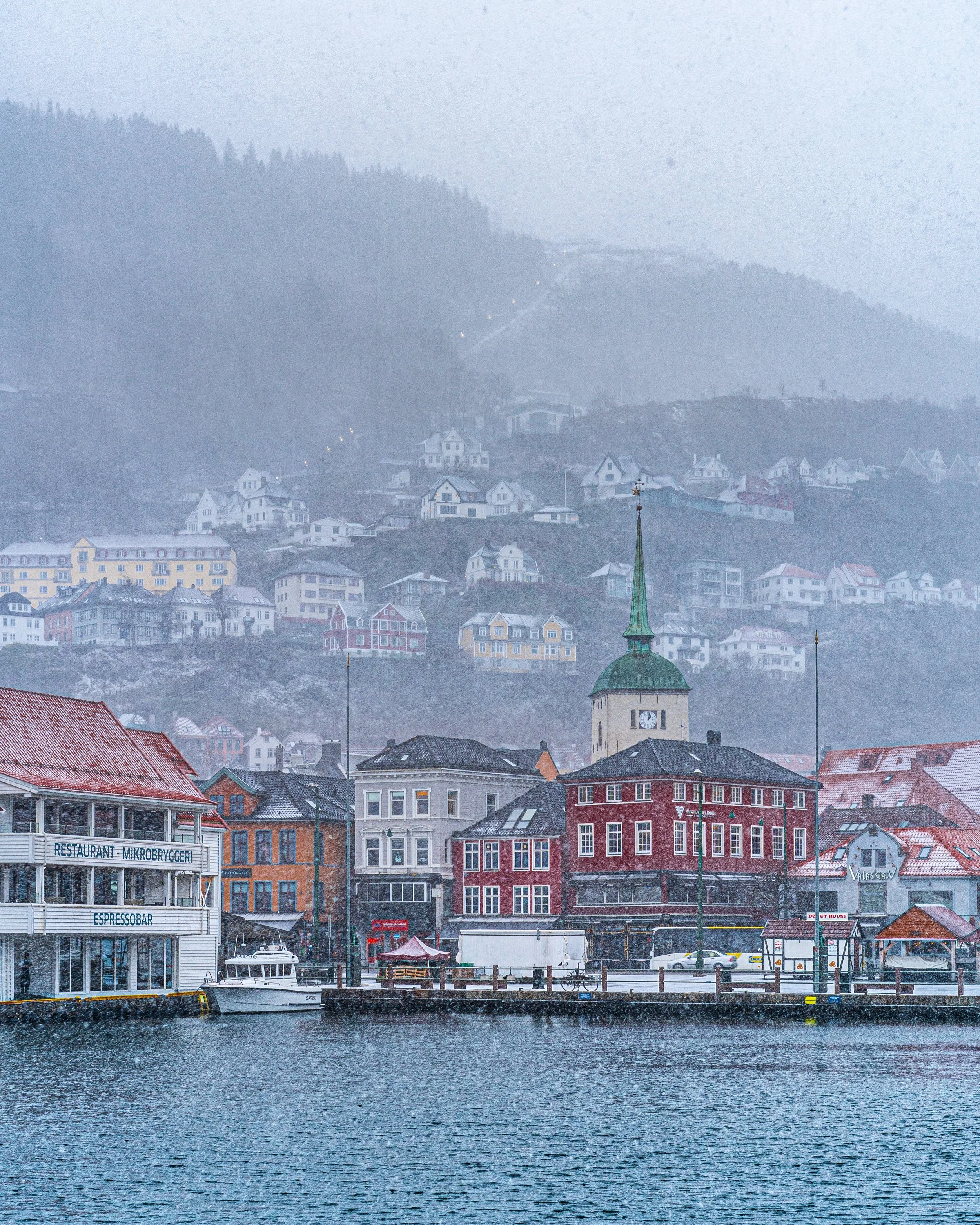 Bergensbilde. Foto: Anna T. Takle. PhotobyTakle