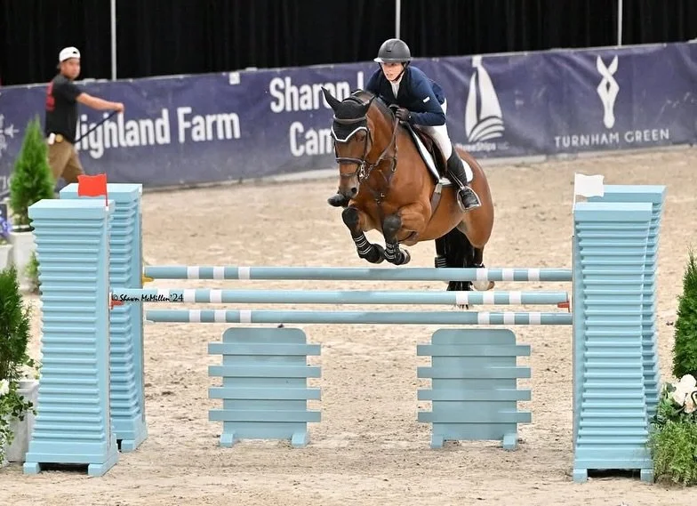 ⚾️ Louisiana Baseball isn&rsquo;t the only sport making big moves&hellip; 🐴✨

Summer Haven Stables is proud to congratulate Courtney Wheeler &amp; Currabawn Daisy (1.20m) and Amy Clemson &amp; Southern Takhi (1.10m) on qualifying for the USHJA Zone 