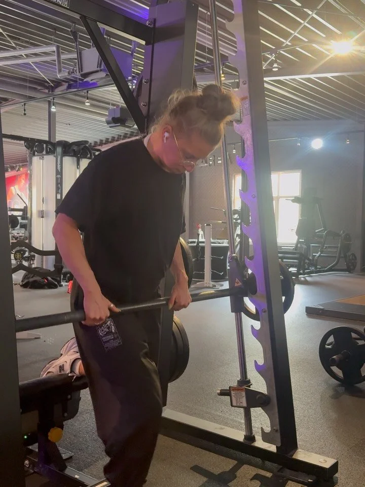 Leg day hits different in Deutschland 

Bits from the last couple lower sessions mixing some of the usual movements with some new ones using the kit available 

This week showed me that despite not always feeling in the zone going in to the session -