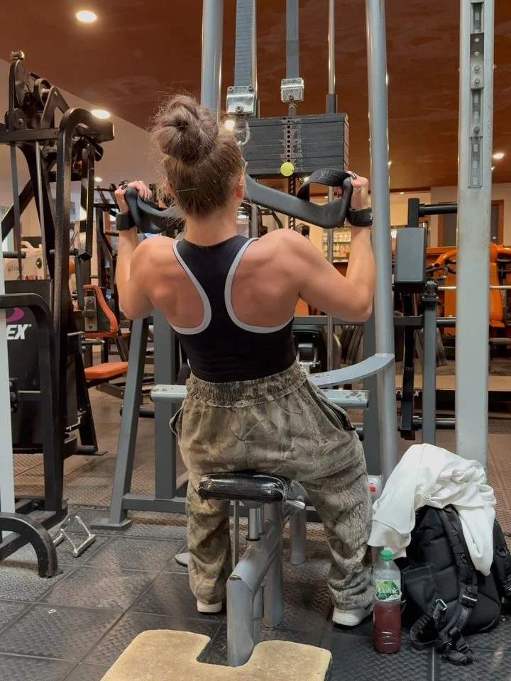 Upper day at @thebodyacademygym

Today&rsquo;s session was an absolute treat. There&rsquo;s something about training in a gym that&rsquo;s been built with bodybuilding in mind that just hits differently. An environment that encourages hard work, and 