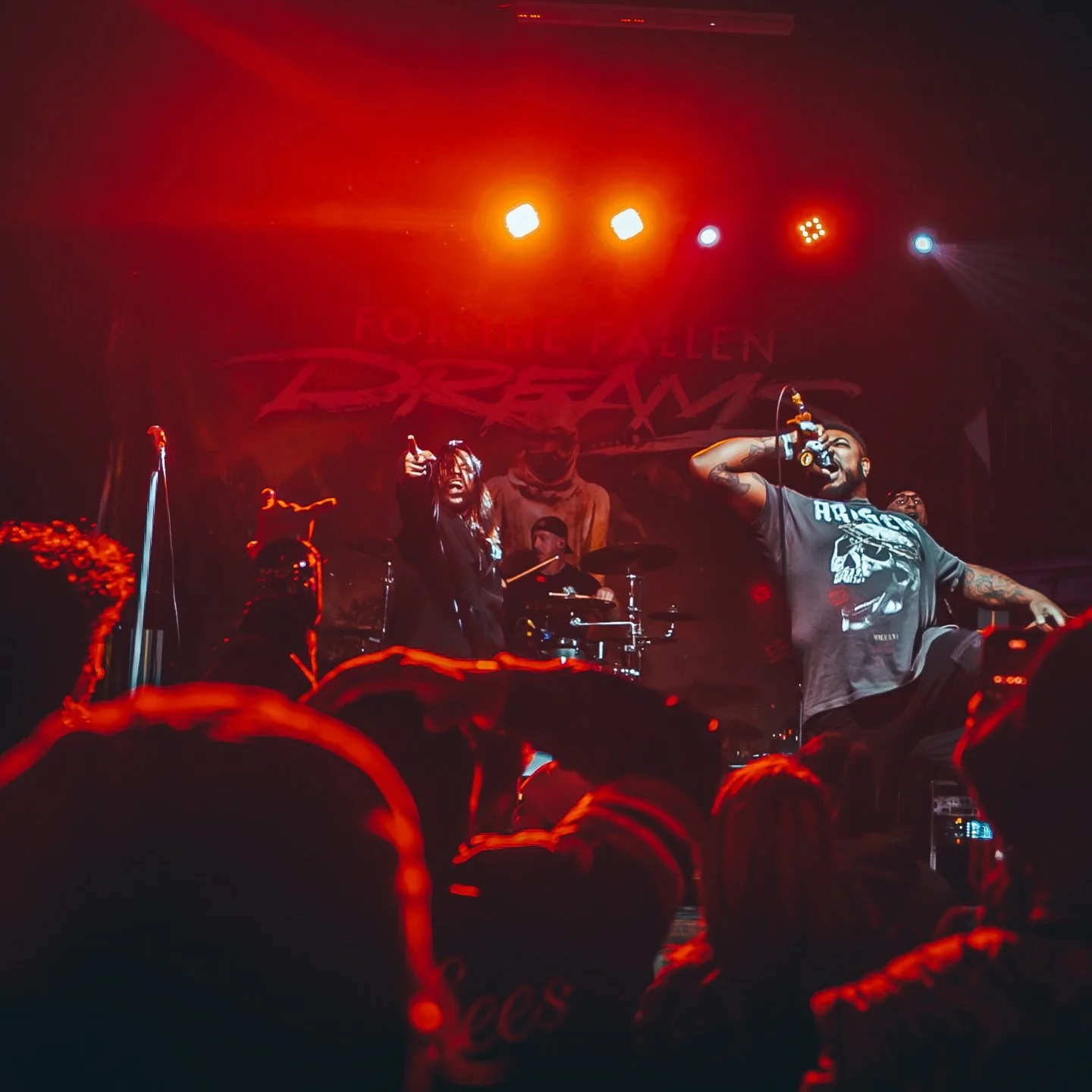 Pittsburg, PA. 

it&rsquo;s been a minute but we&rsquo;re at the &lsquo;Crafthouse&rsquo; tonight. come hang with us and let&rsquo;s make some noise. 

📸 @sarahcarmodyproductions