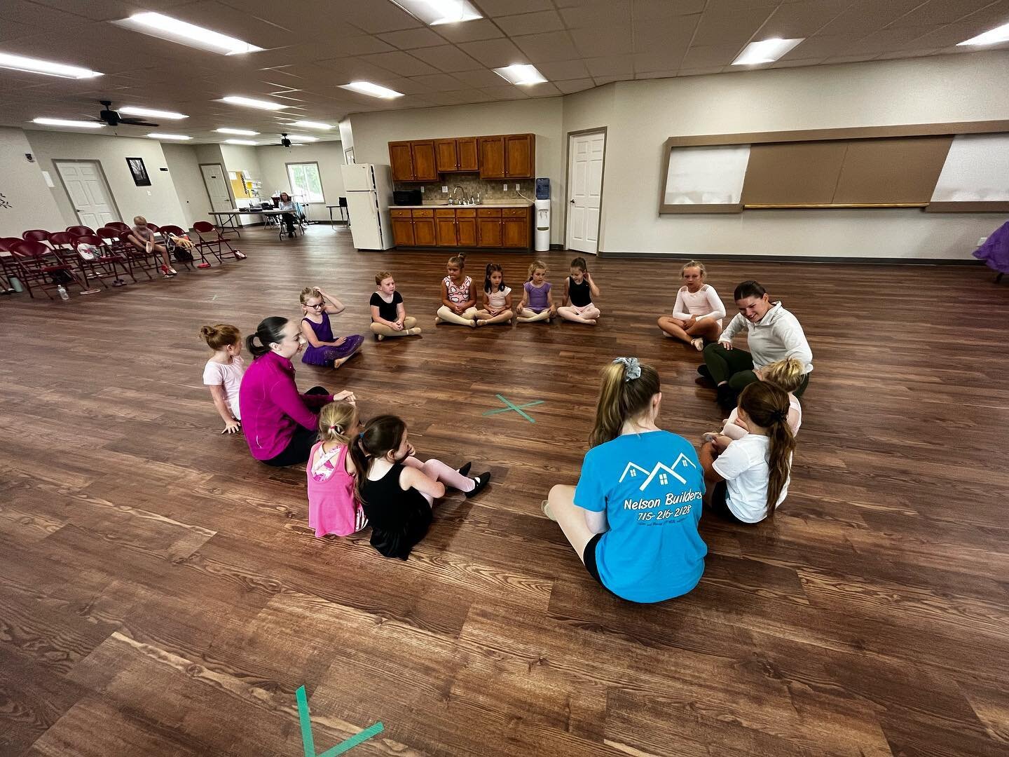 Day 2 of Disney Favorites! Our dancers got to make a Toy Story craft and had some Frozen fun on the dance floor! We even had some special guests who came to watch! Scroll to see who they were!