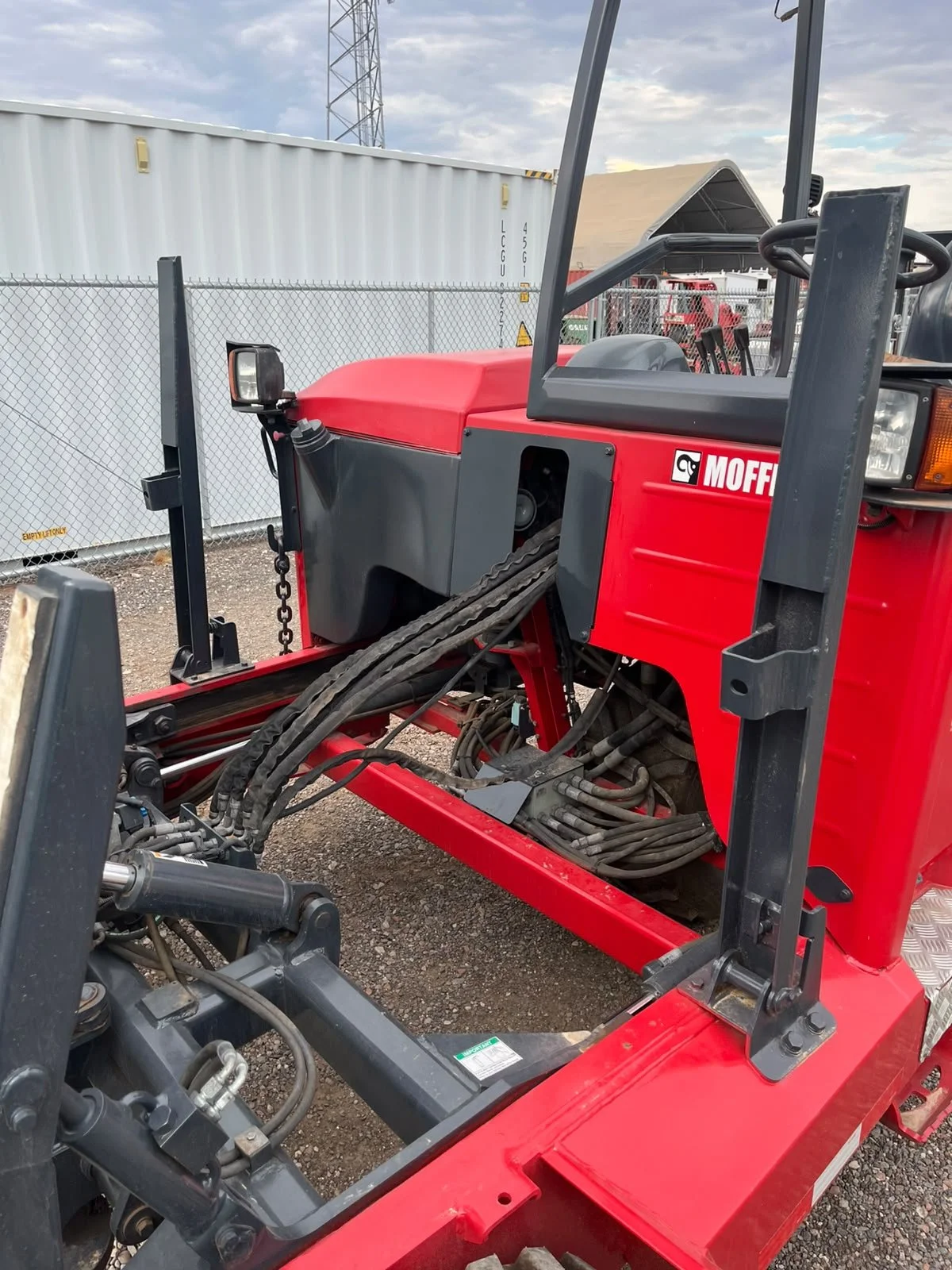 2018 Moffett M8 55.4P 4-way piggyback forklift detail