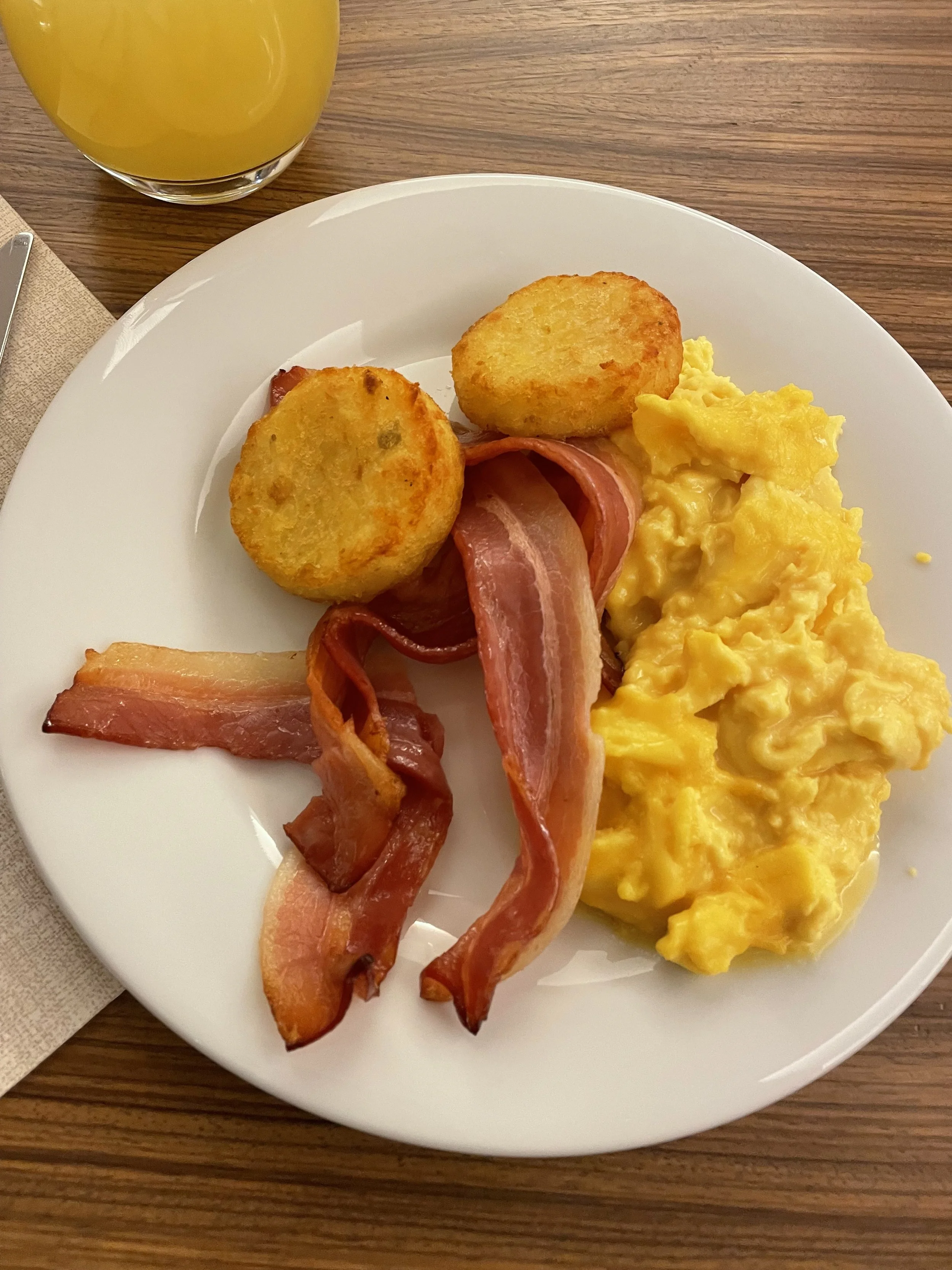 breakfast at courtyard by marriott rome central park italy