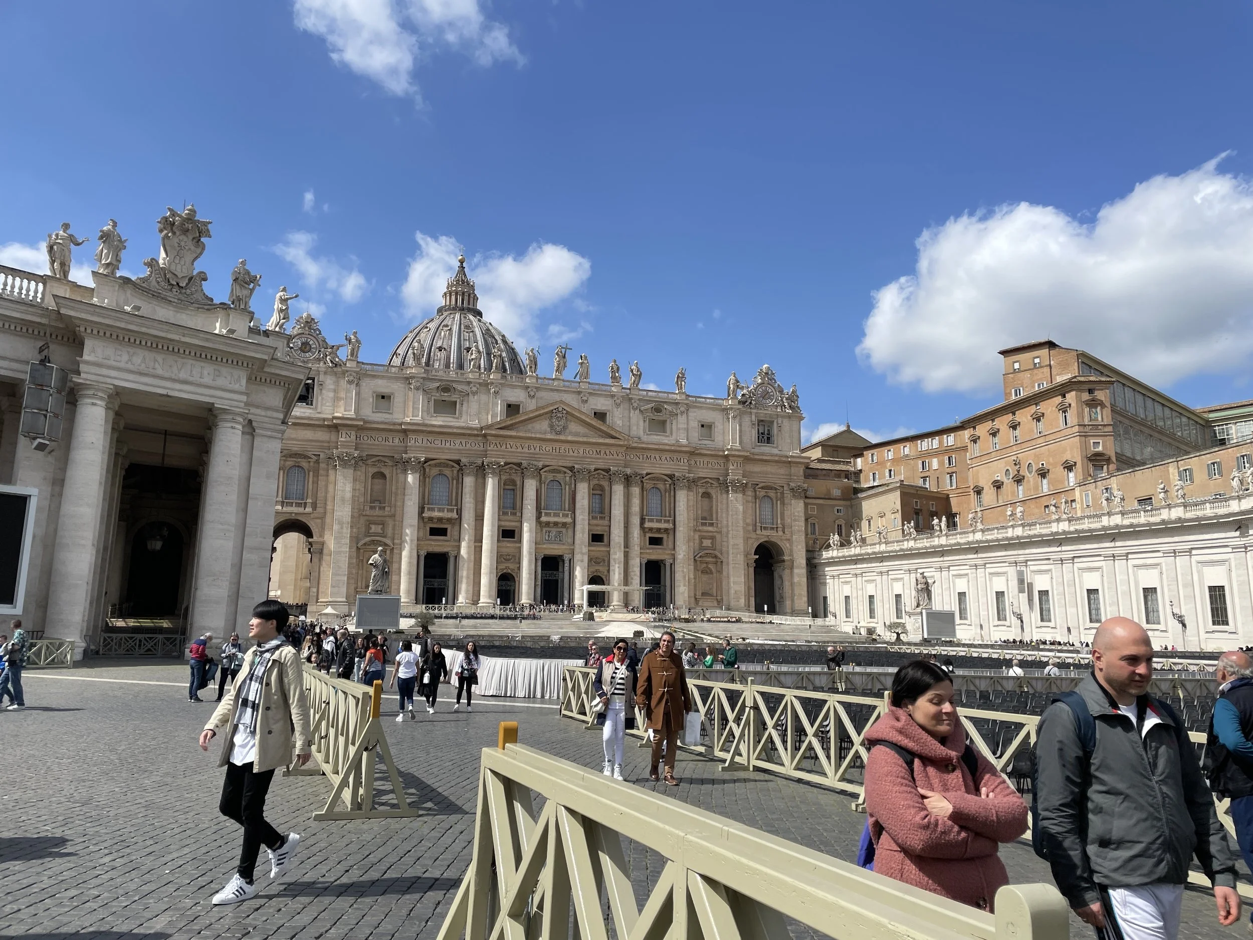 st peters swuare st peters basilica vatican city rome italy the vatican