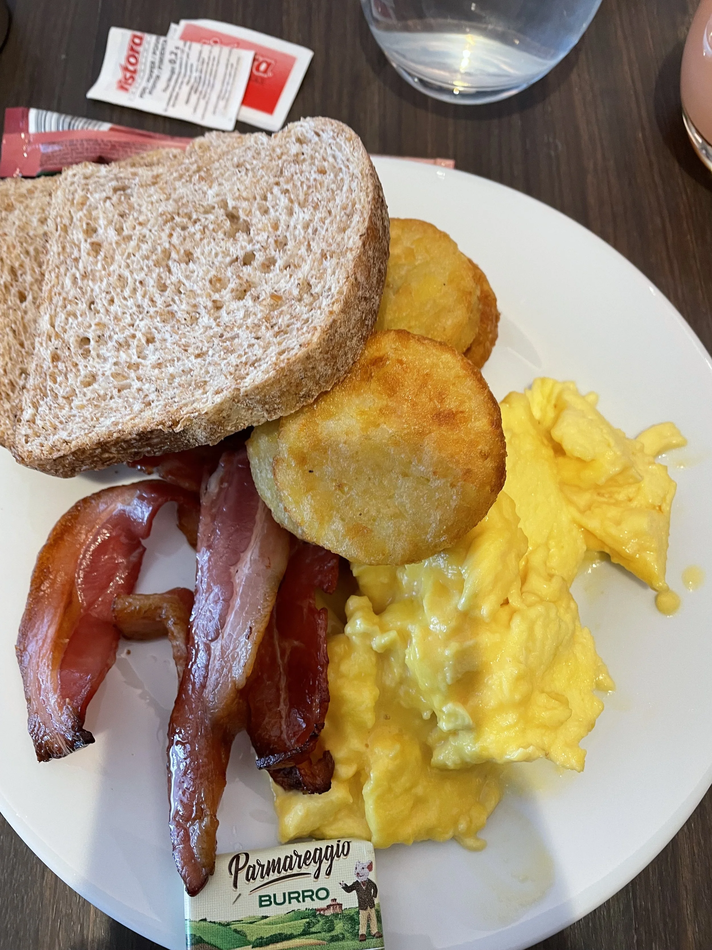 breakfast at courtyard by marriott rome central park italy