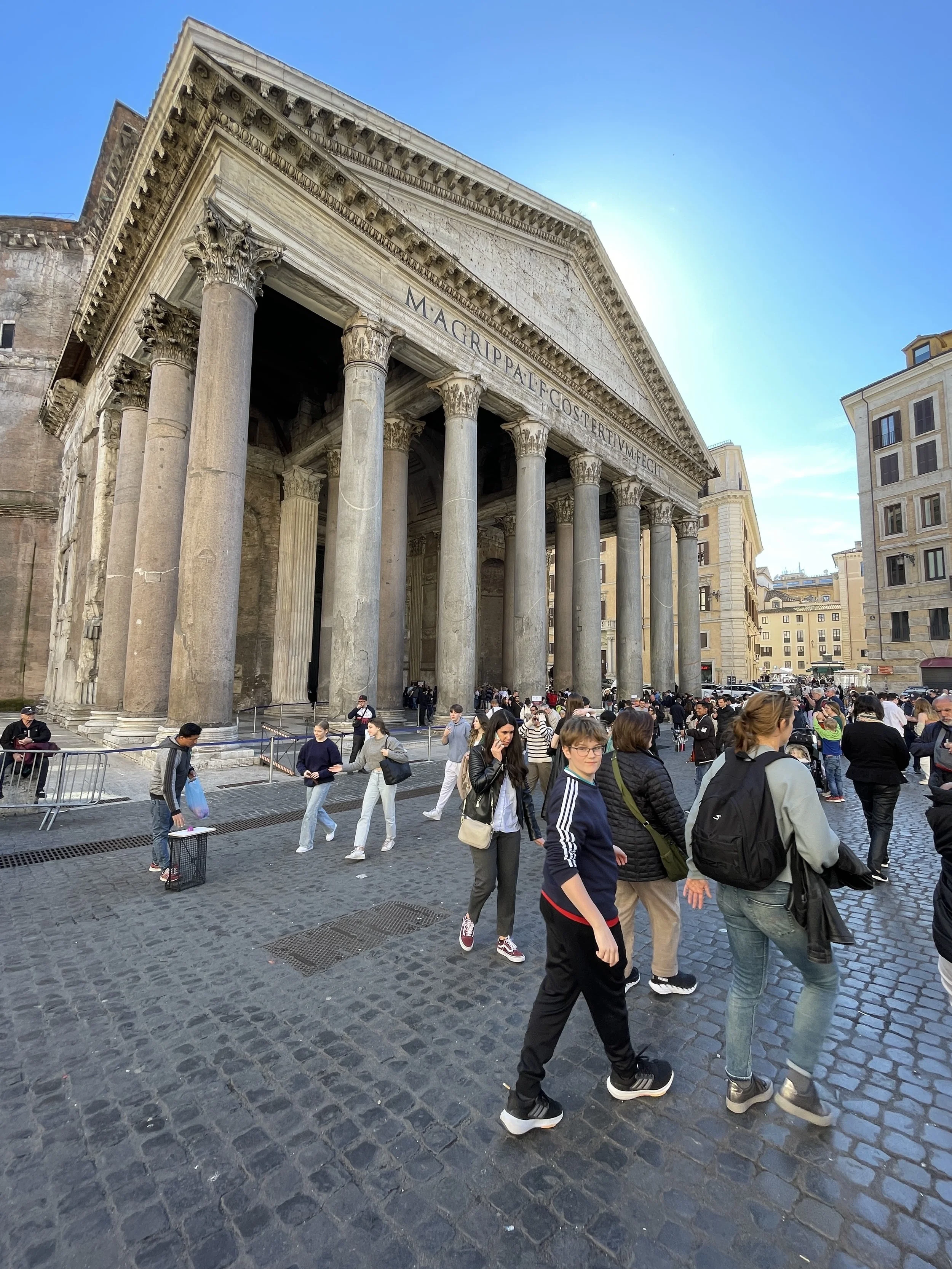pantheon extrerior rome italy