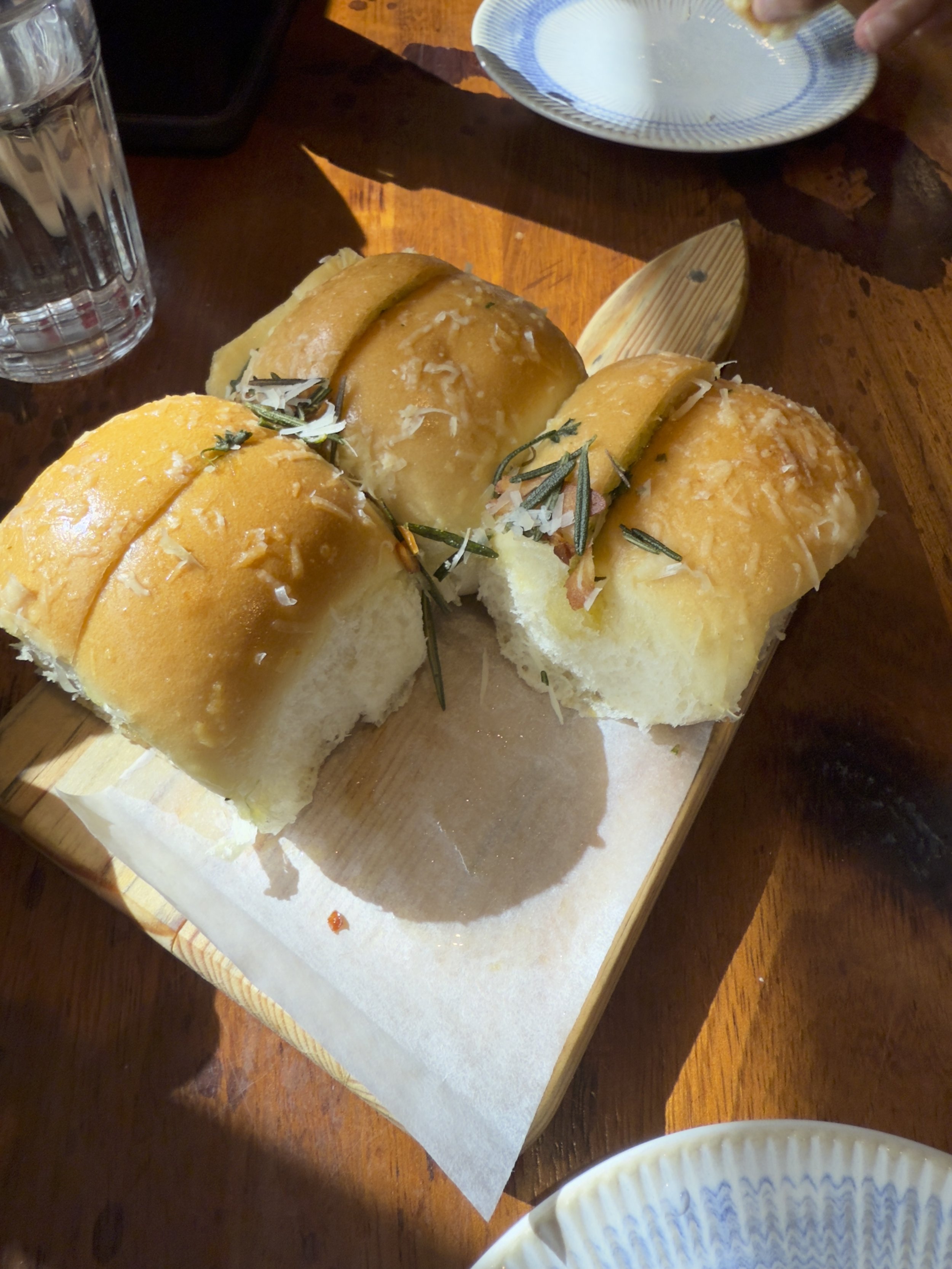 ultimate garlic buns Jamies italian on royal caribbean's symphony of the seas