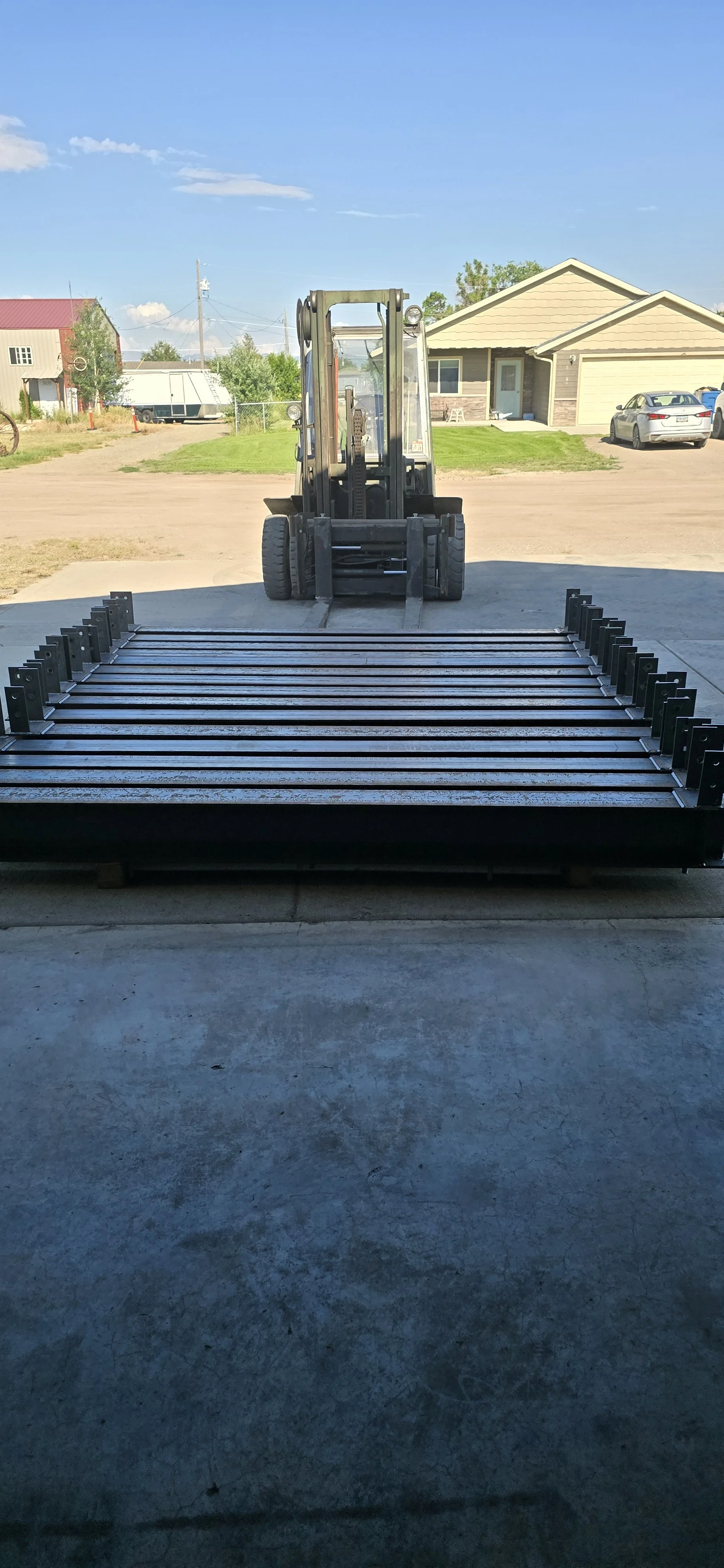 Steel support beams and plate installation 