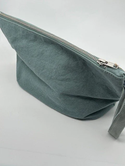 Kosmetiktasche blau.jpg