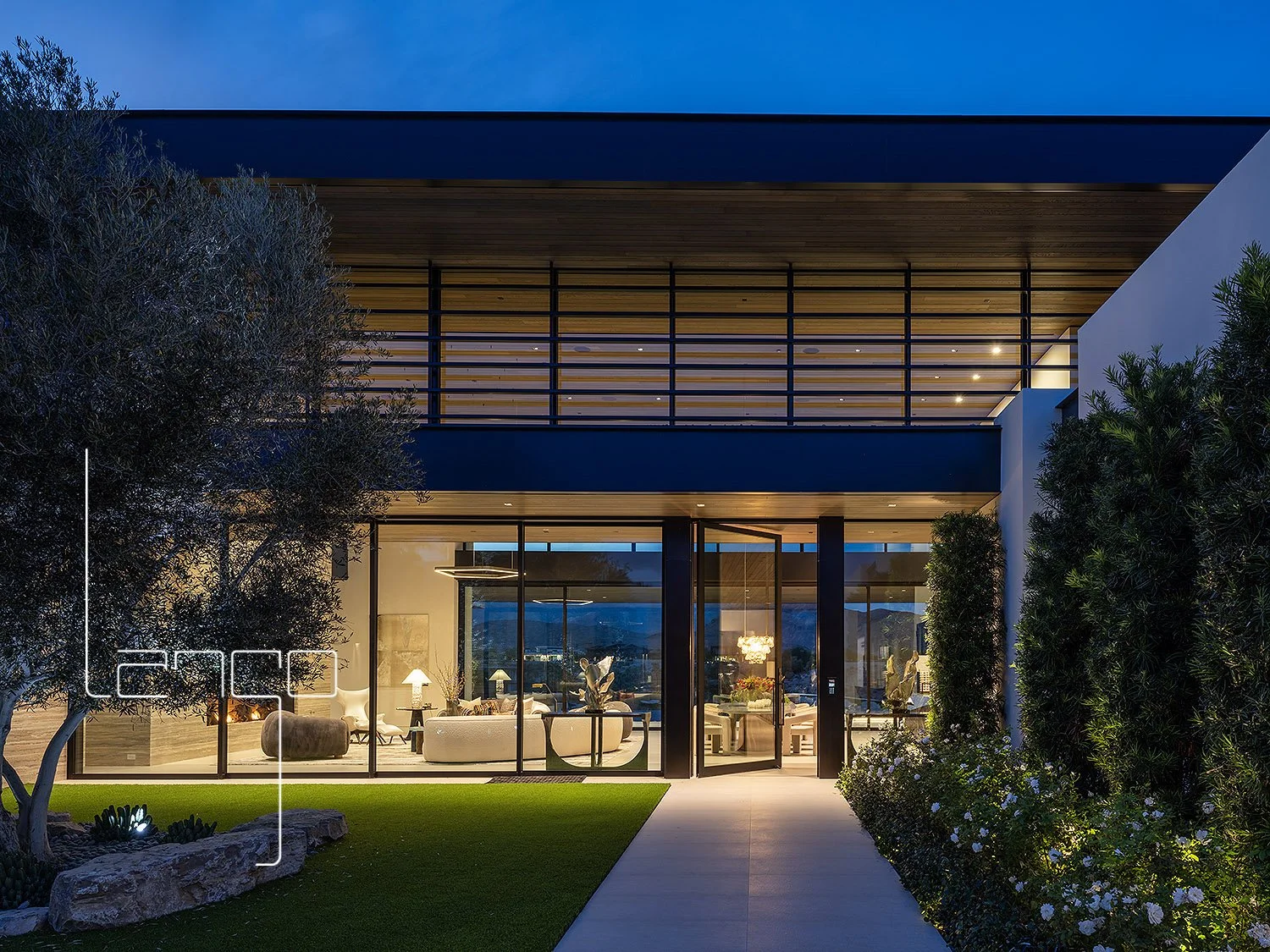 Summit Club <p>NV</p> <span>Contemporary</span>