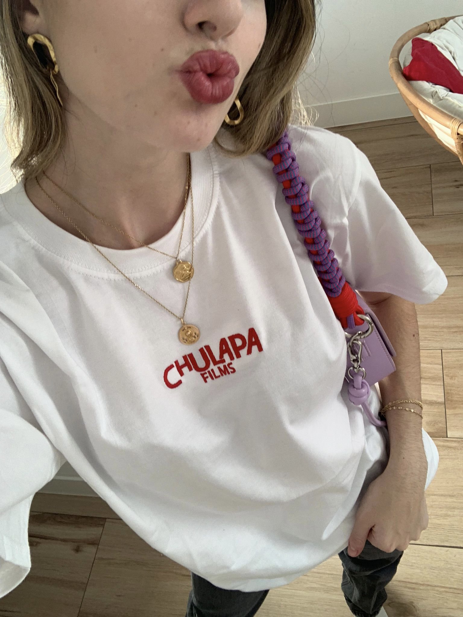 CAMISETA CHULAPA FILMS BORDADO - BLANCA