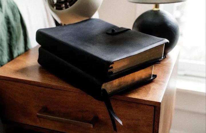 Shop Scriptura Bible