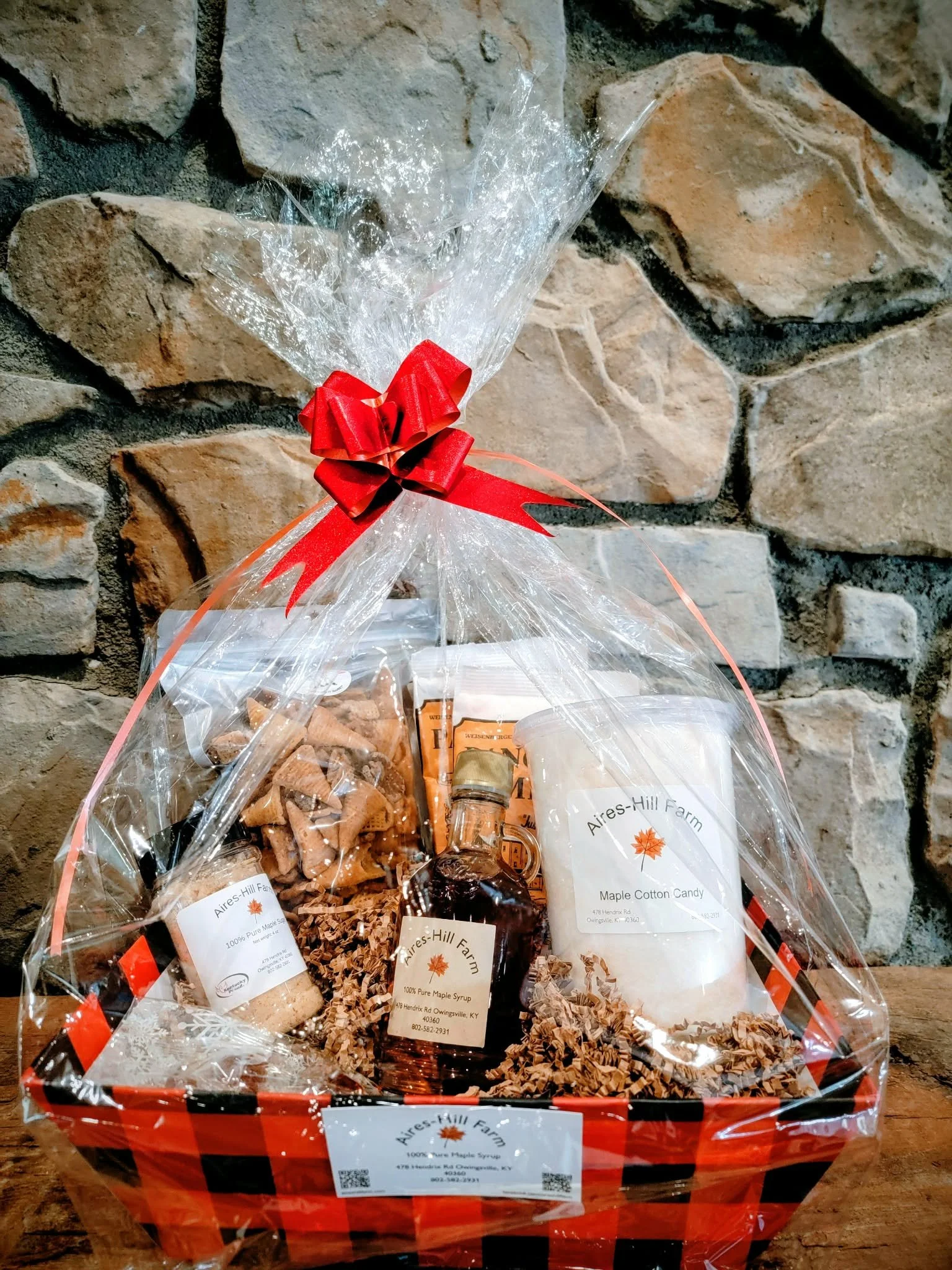 MAPLE GIFT BASKET