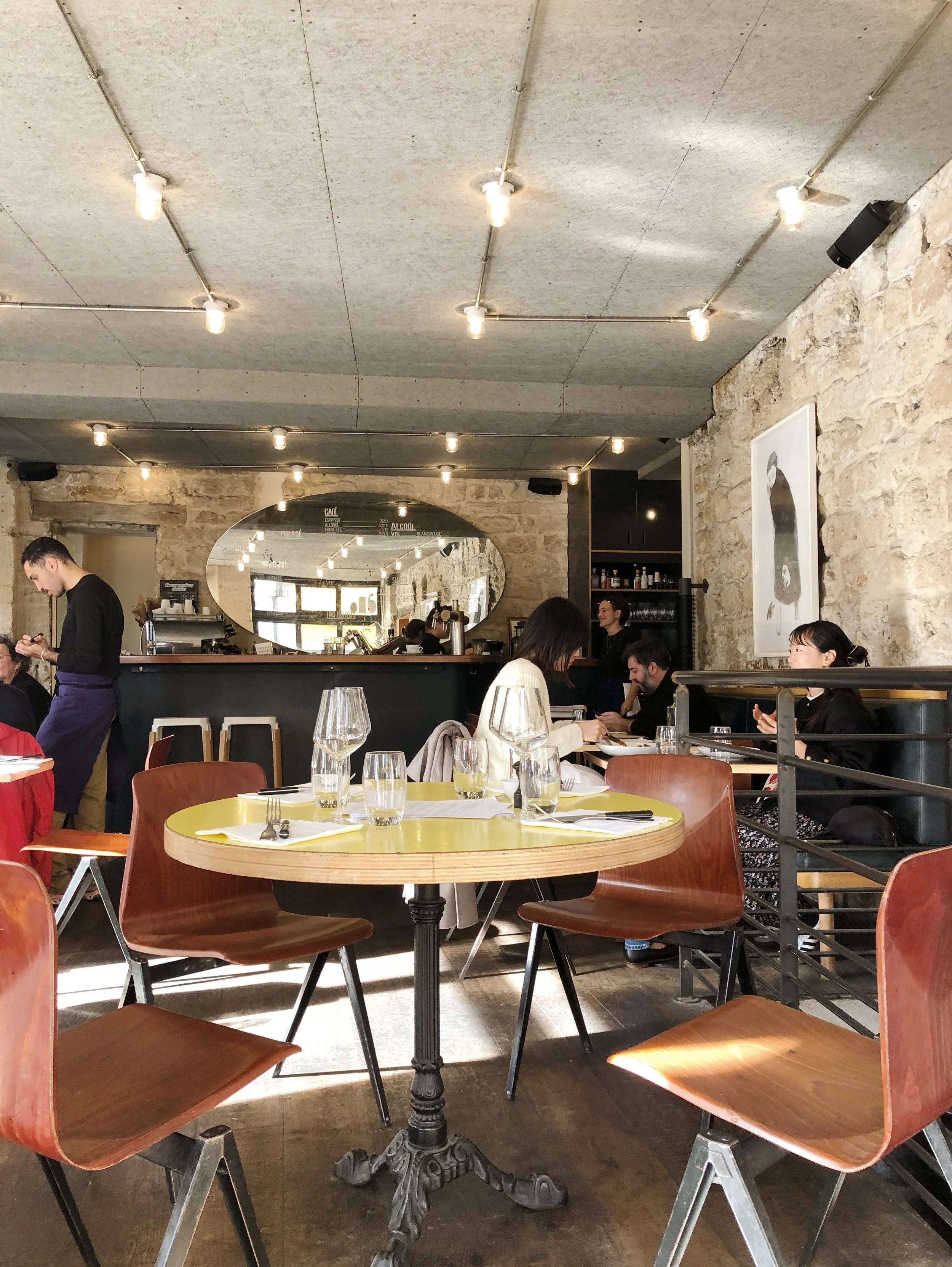 If you&rsquo;re looking for a lunch to remember in a neighborhood spot, I&rsquo;ve got just the place. @lericher_ in the 9th is run by one of my favorite restaurateurs, @charlescompagnon 
The menu changes too often to make a recommendation. But safe 