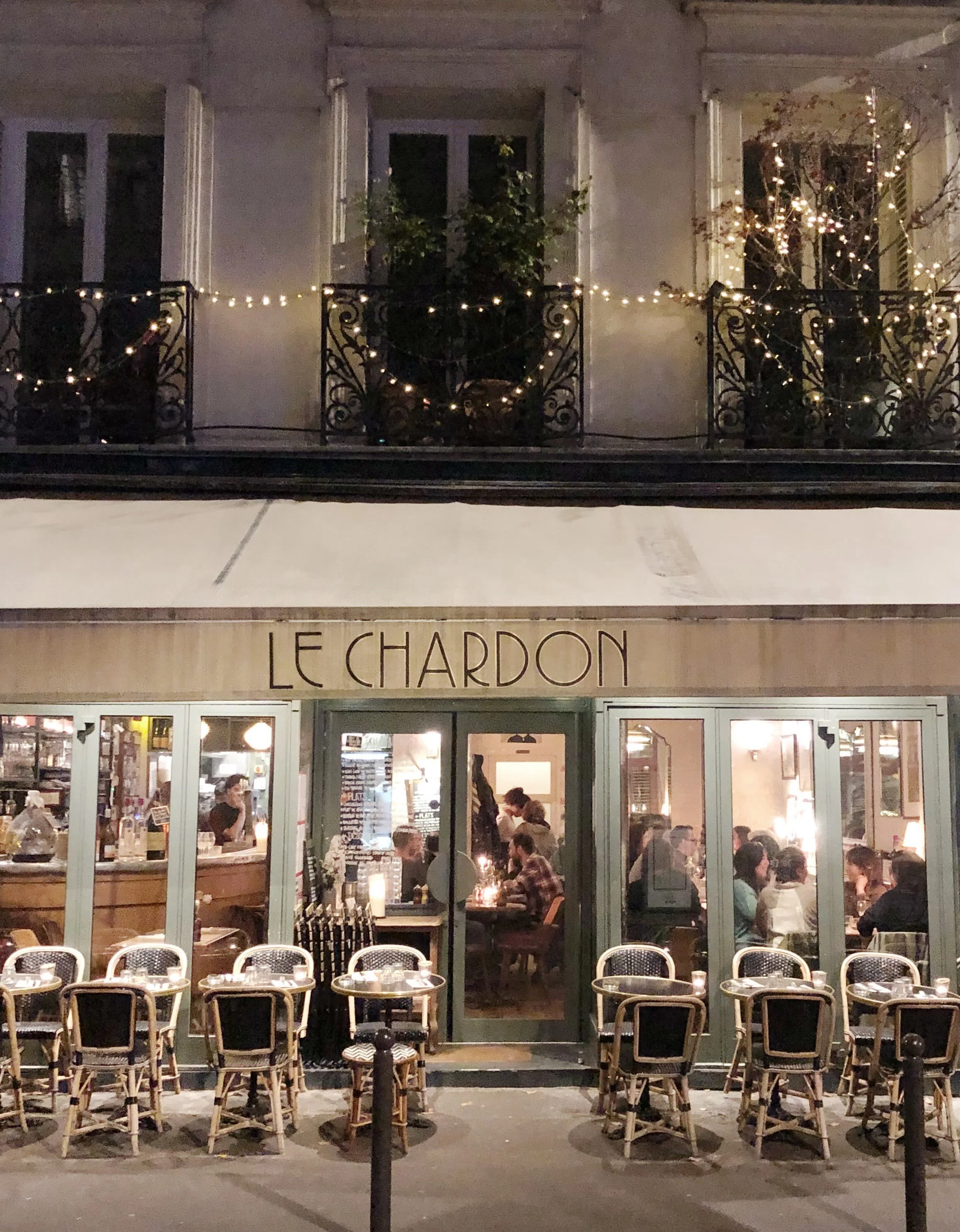 If you&rsquo;re looking for that little neighborhood restaurant that feels like it&rsquo;s your secret, head to @lechardonparis for a cozy, warm atmosphere and market-to-table dishes. 

There are an over abundance of restaurants to choose from in the