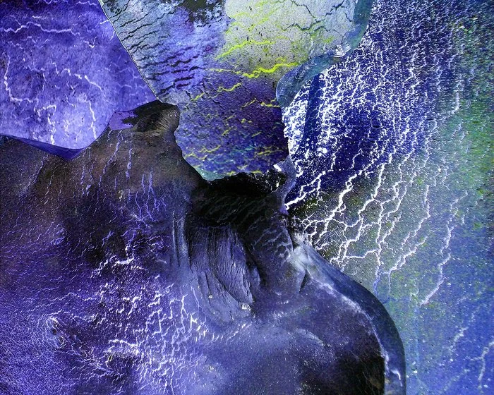 "Burned Glass"
 
Sally Stubbs 
Photography 
16" x 20" 
2012 
NFS 