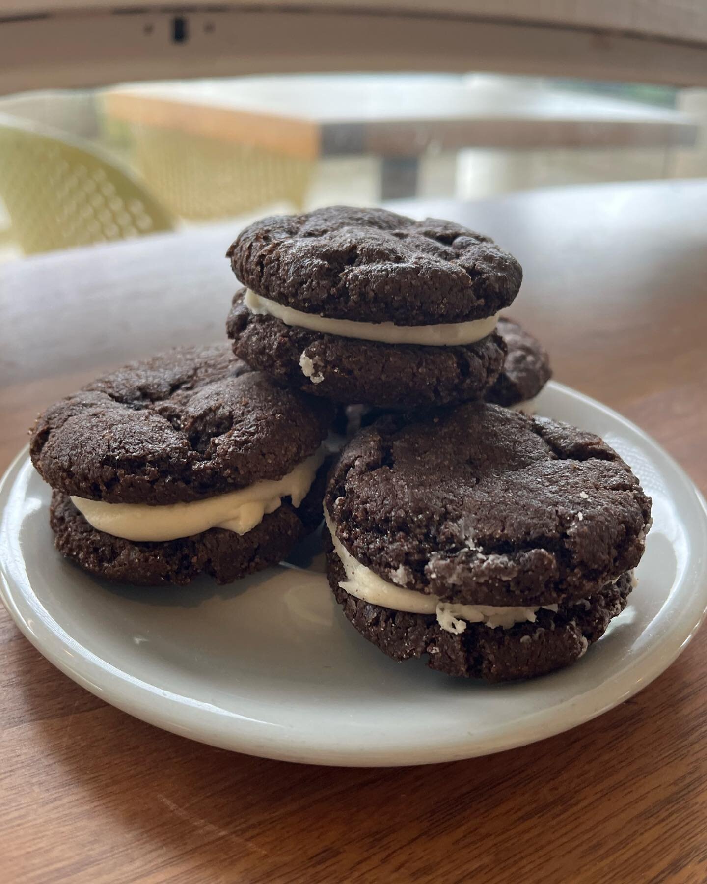 Companion &ldquo;oreo&rdquo; Sandwich Cookies. Yum&hellip; best Valentines gift for yourself or a special Valentine!