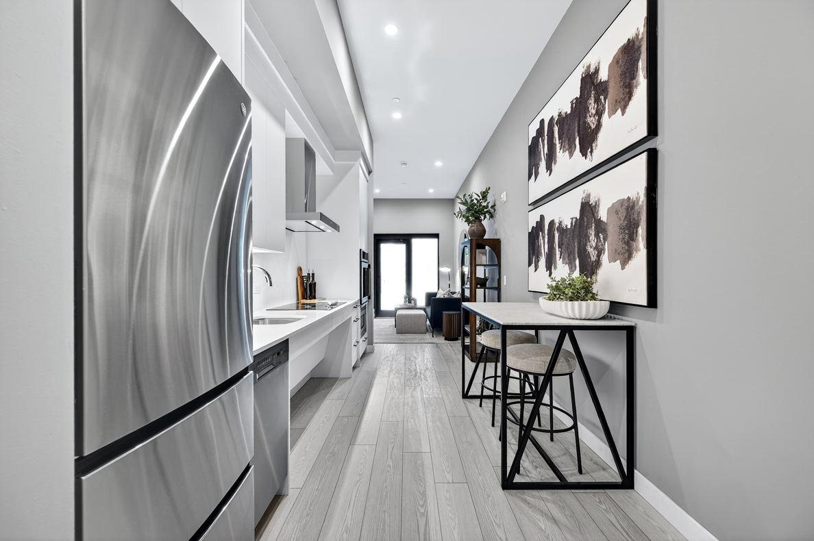 village-block_3416_parkdale_5.jpg