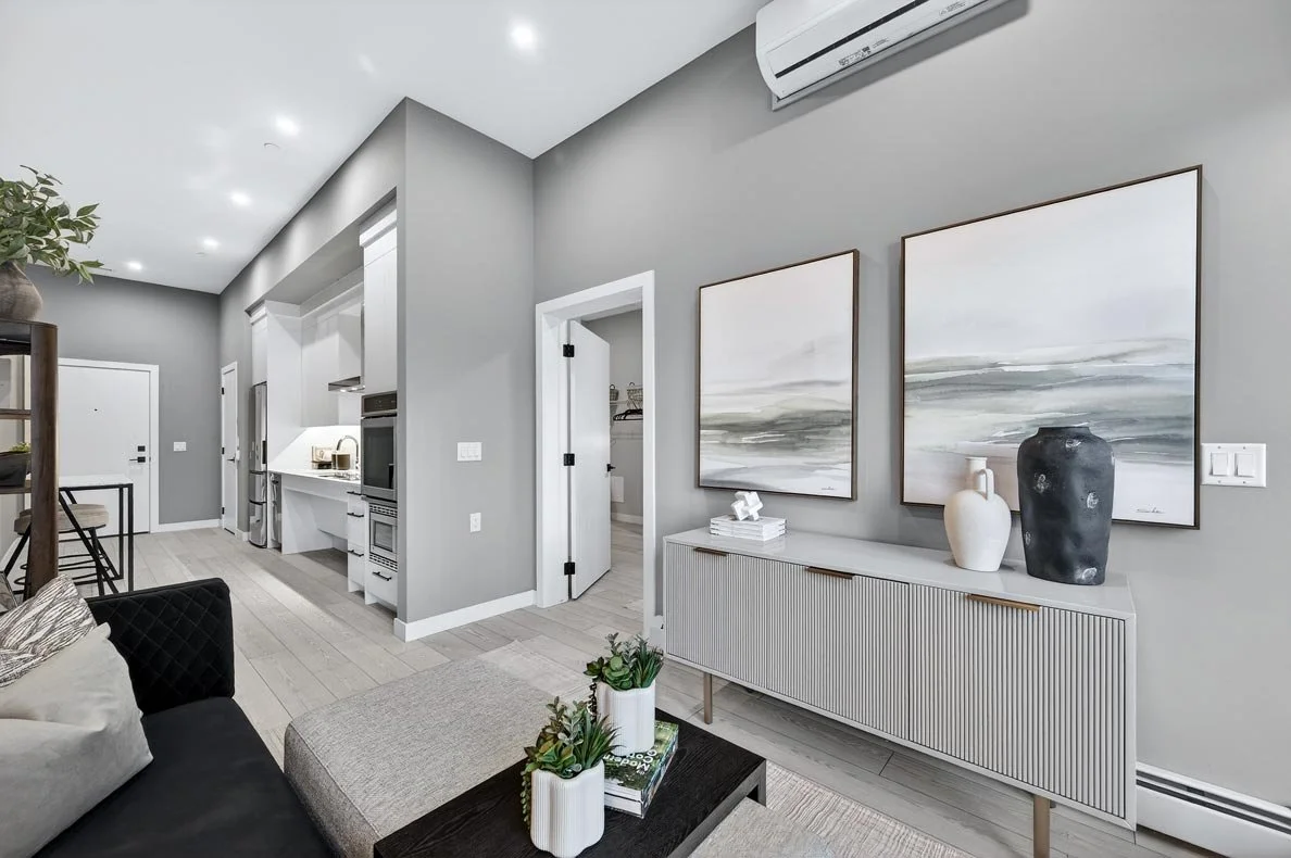 village-block_3416_parkdale_14.jpg