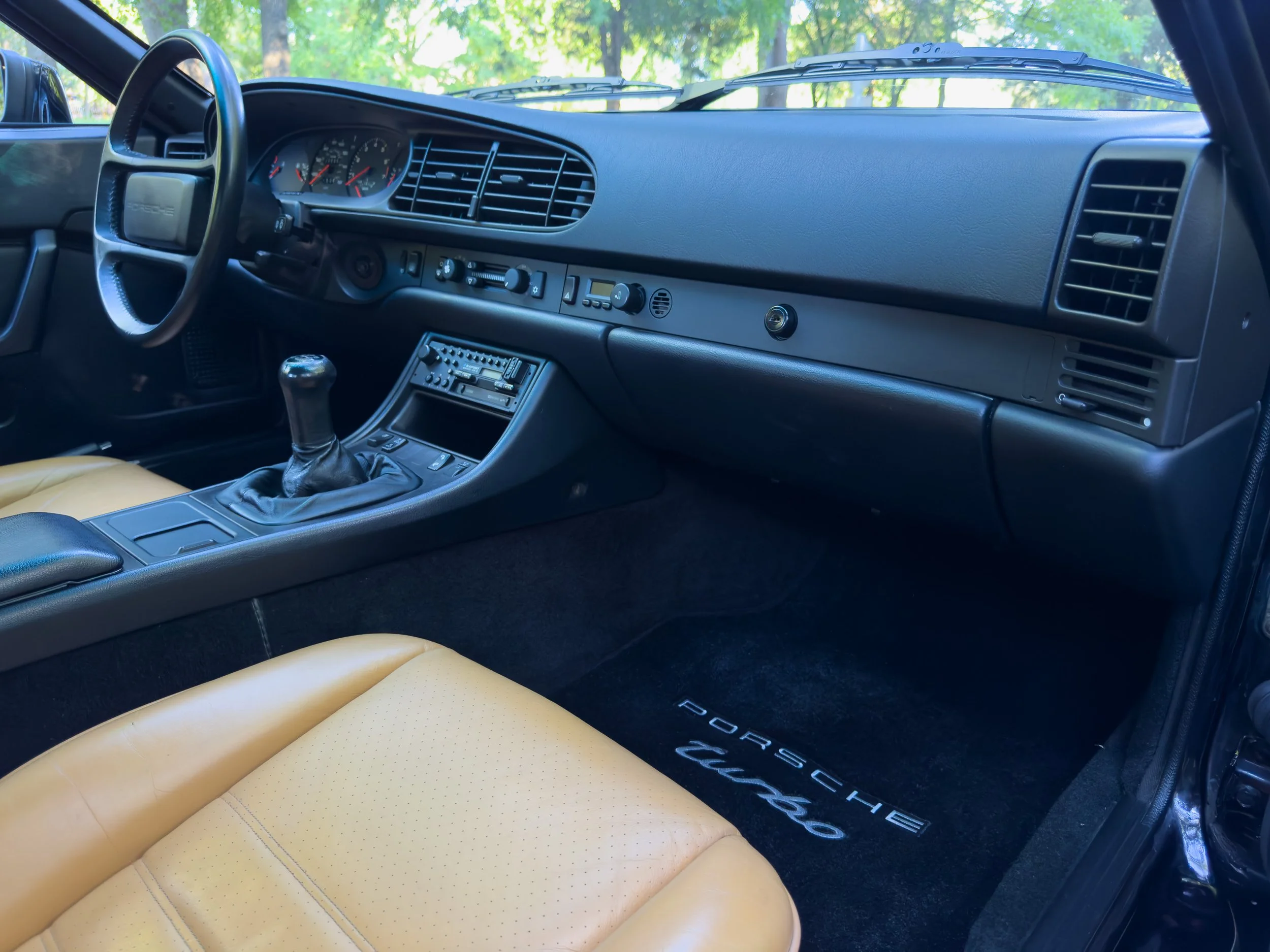 77 Turbo-161.jpg