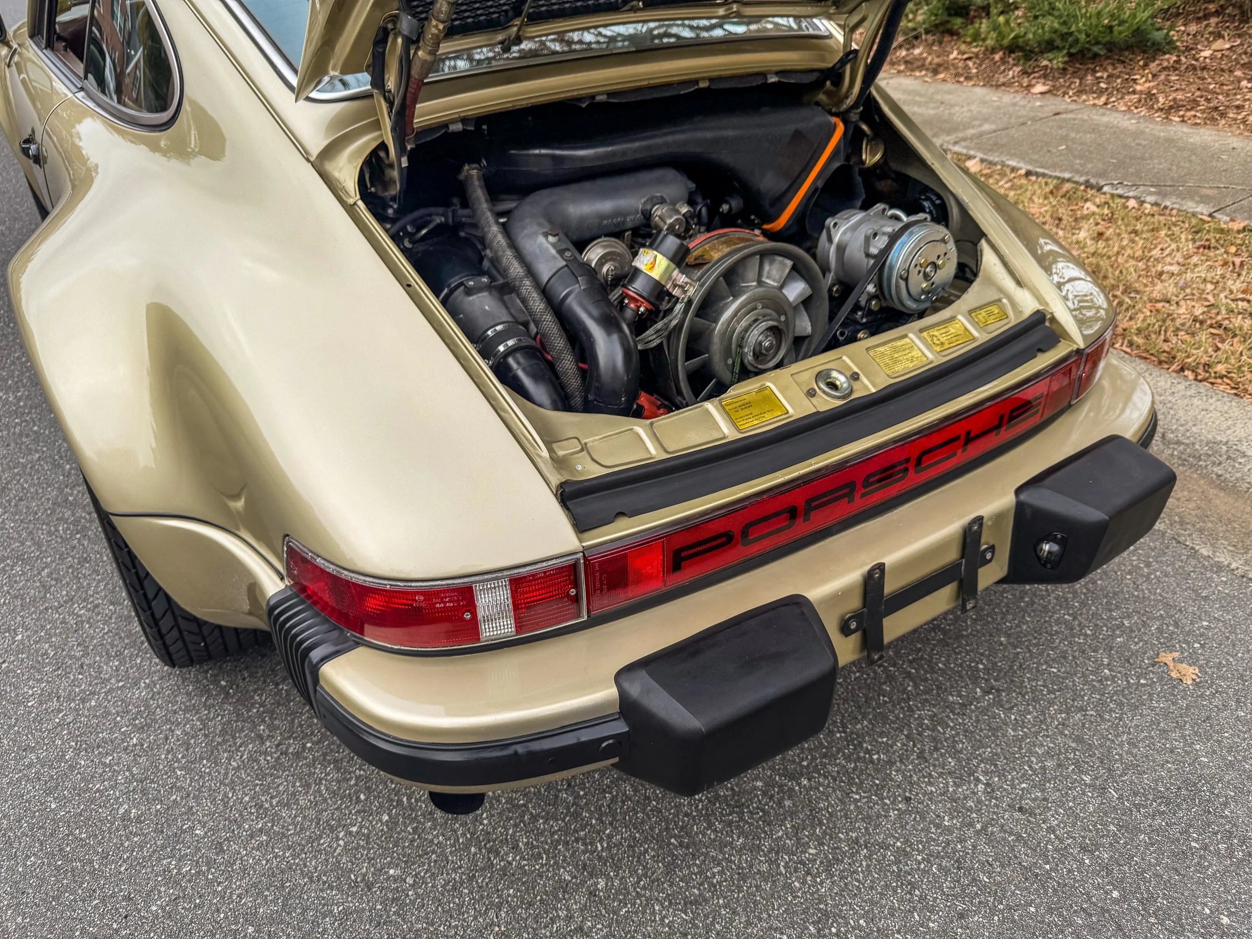 77 Turbo-069.jpg