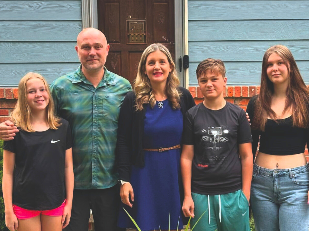 Photo of Family: Dad, Mom, and three kids