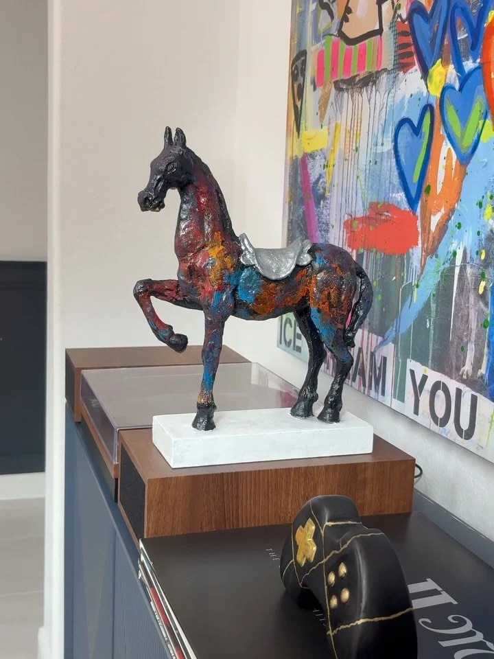 Everybody wants to be the lion or the eagle.

Few people think about the horse.
Almost nobody respects the turtle.

But life requires all of them.

Which one are you today?

Be You Till Full.